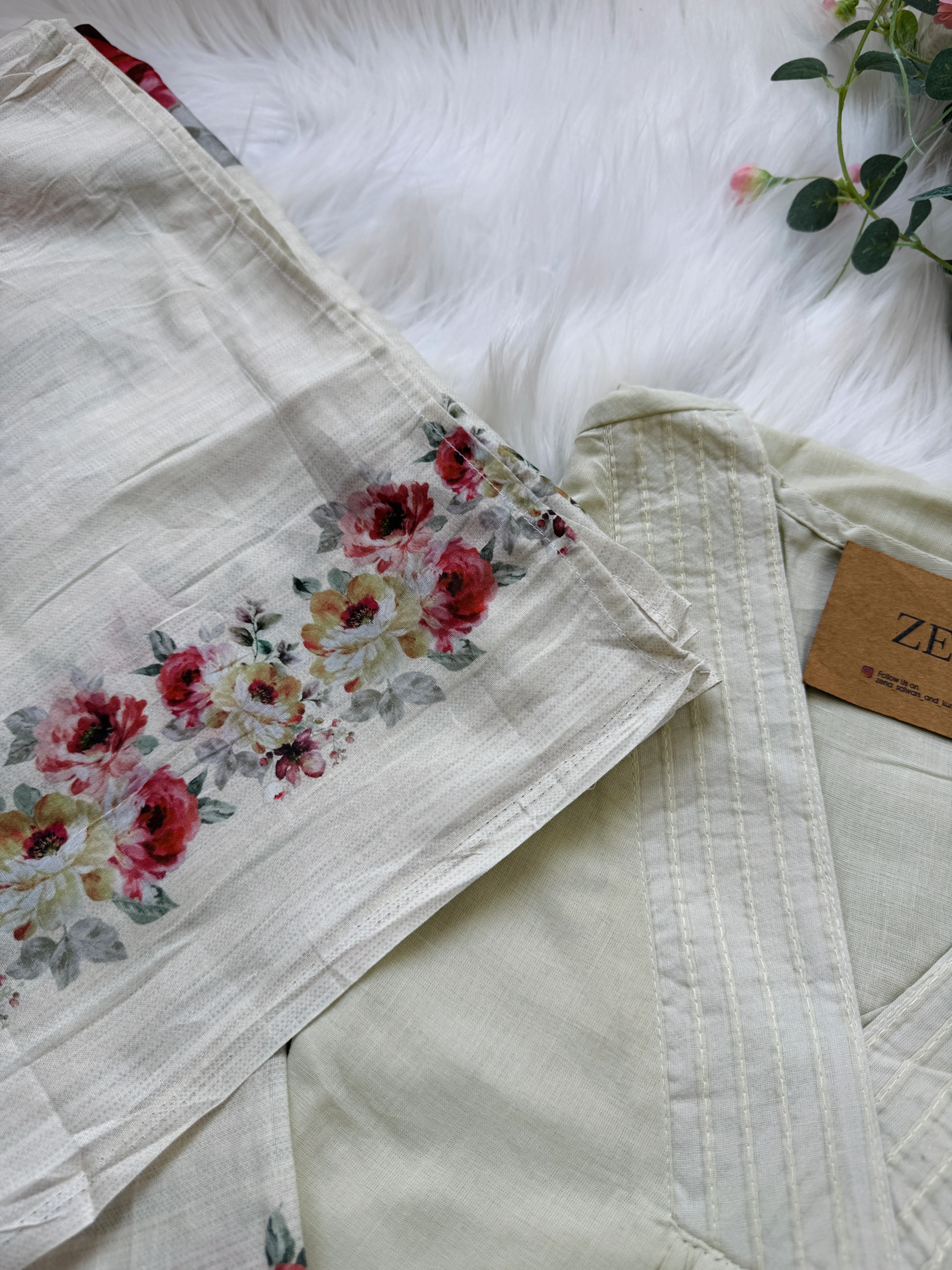 ✨ Mul Cotton Embroidered Kurti Set ✨ - Image 4