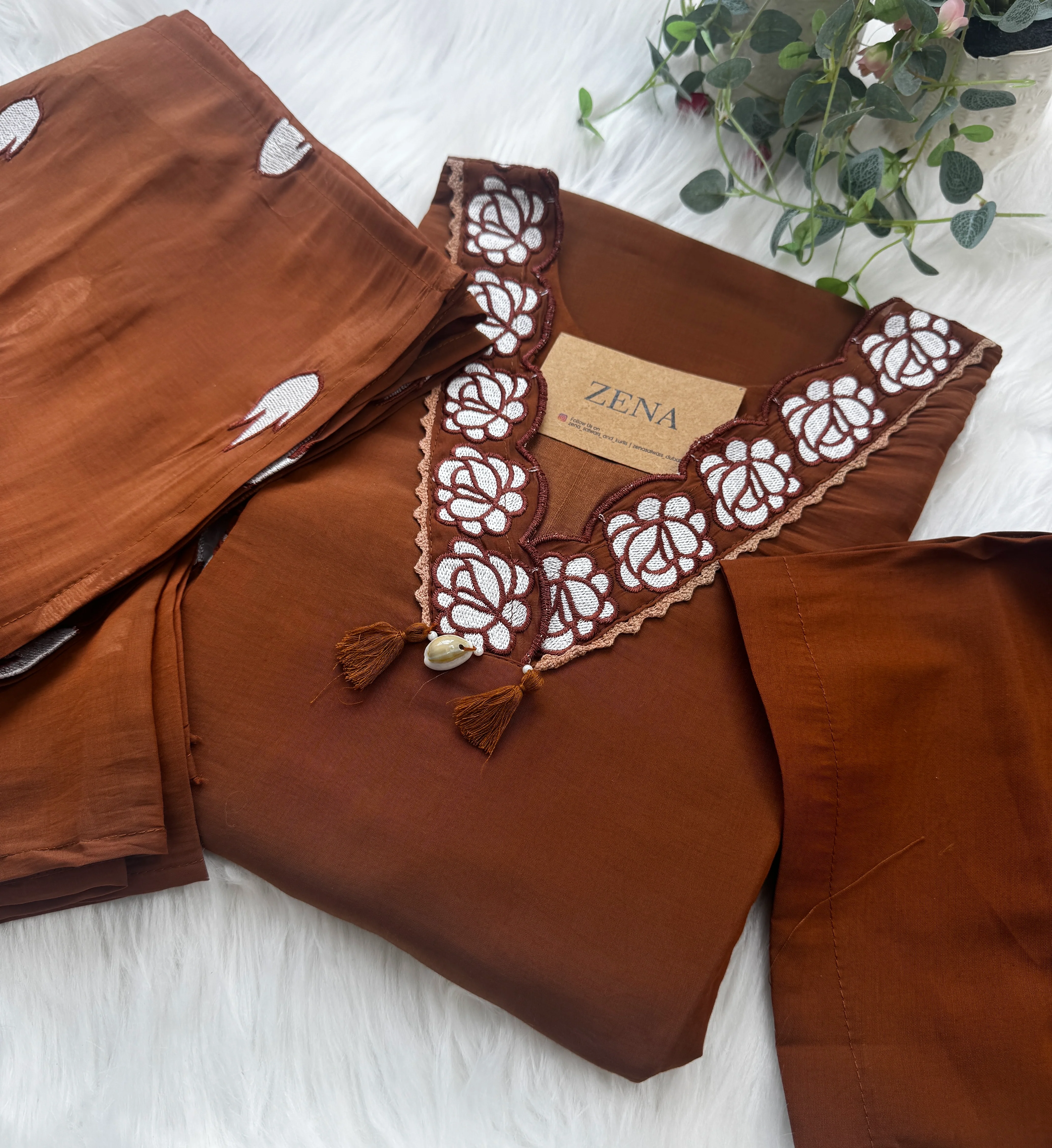 ✨ Muslin Party Wear Kurti Set with Appliqué Work ✨