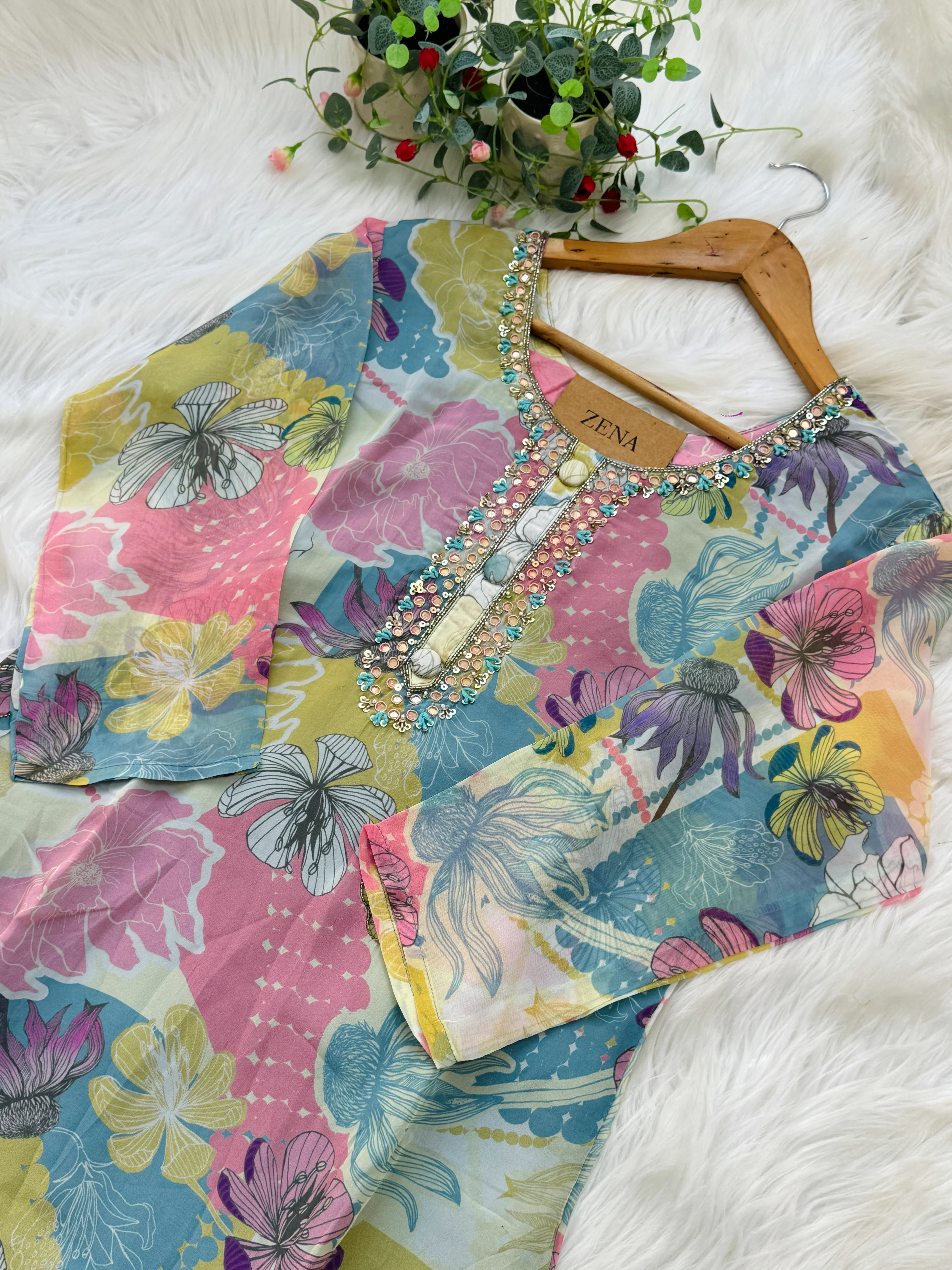 β¨ Organza Hand Detailed Kurti Set β¨