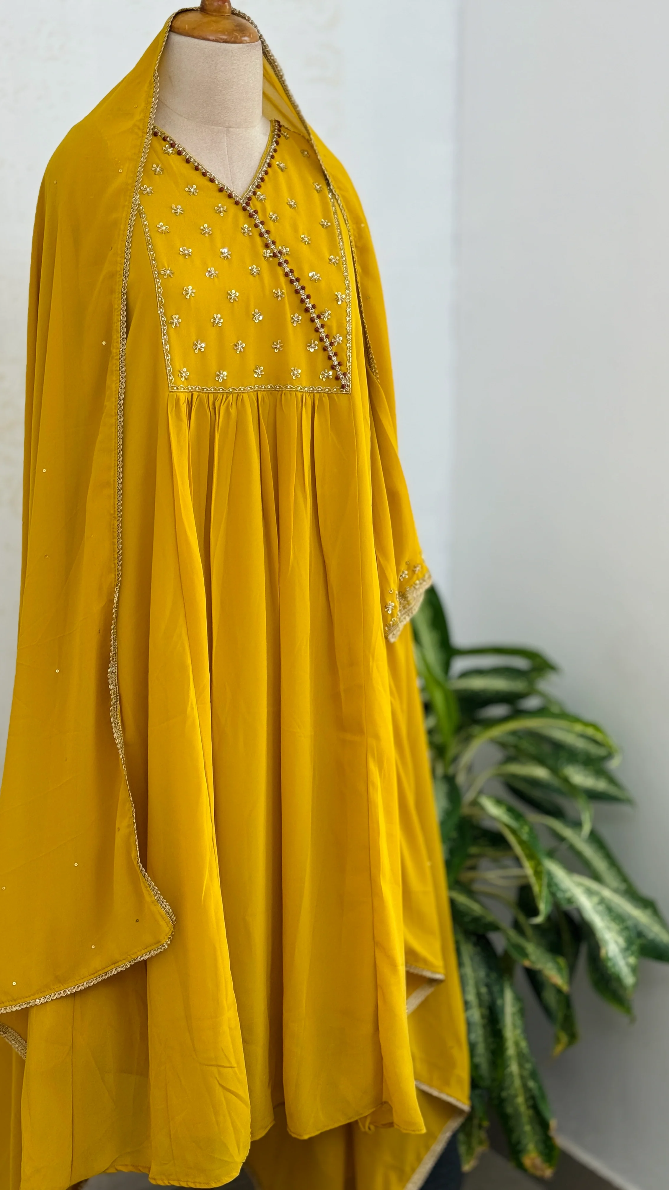 β¨ Organza Hand-Detailed Kurti Set β¨ - Image 2