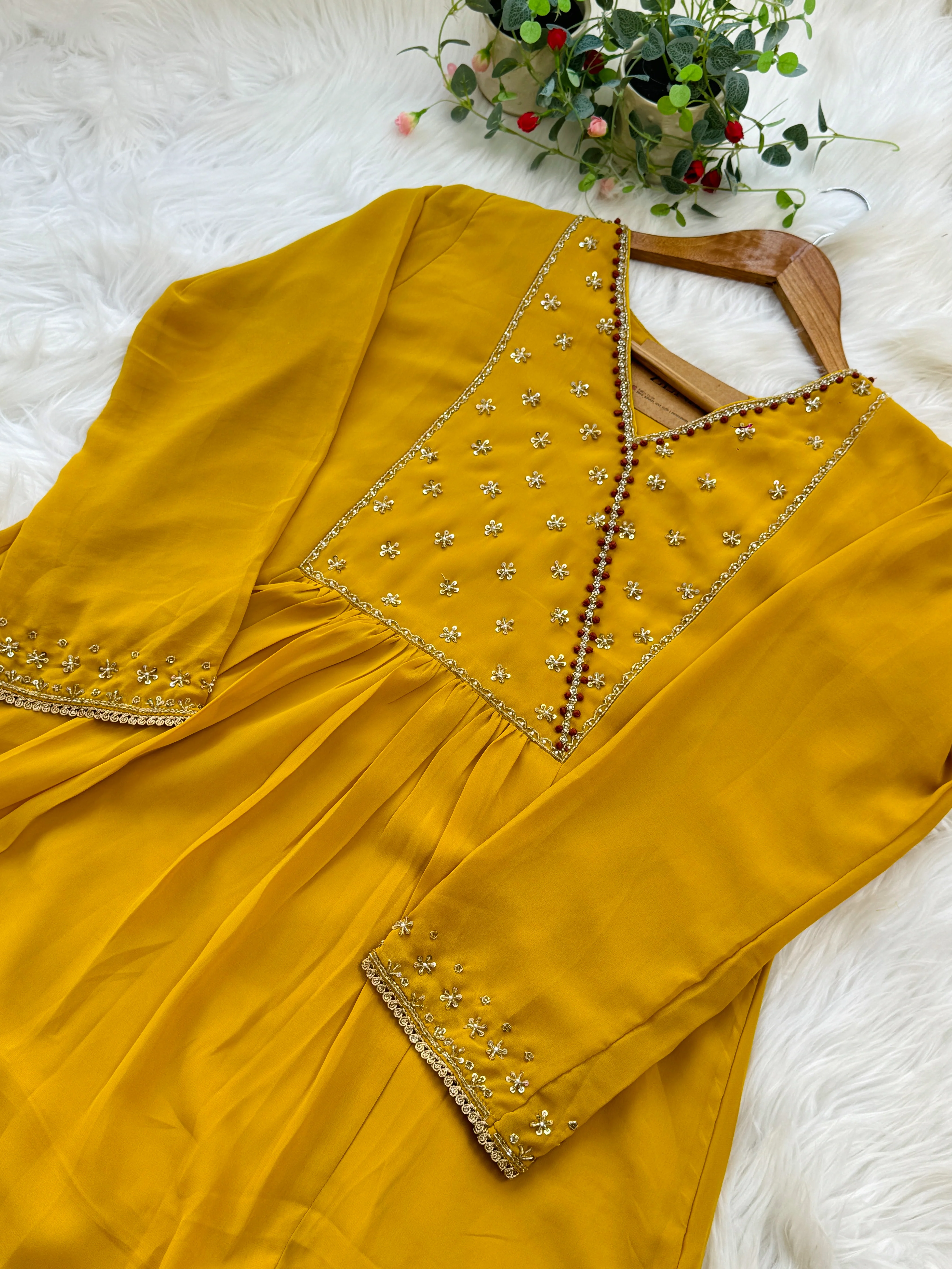β¨ Organza Hand-Detailed Kurti Set β¨ - Image 3
