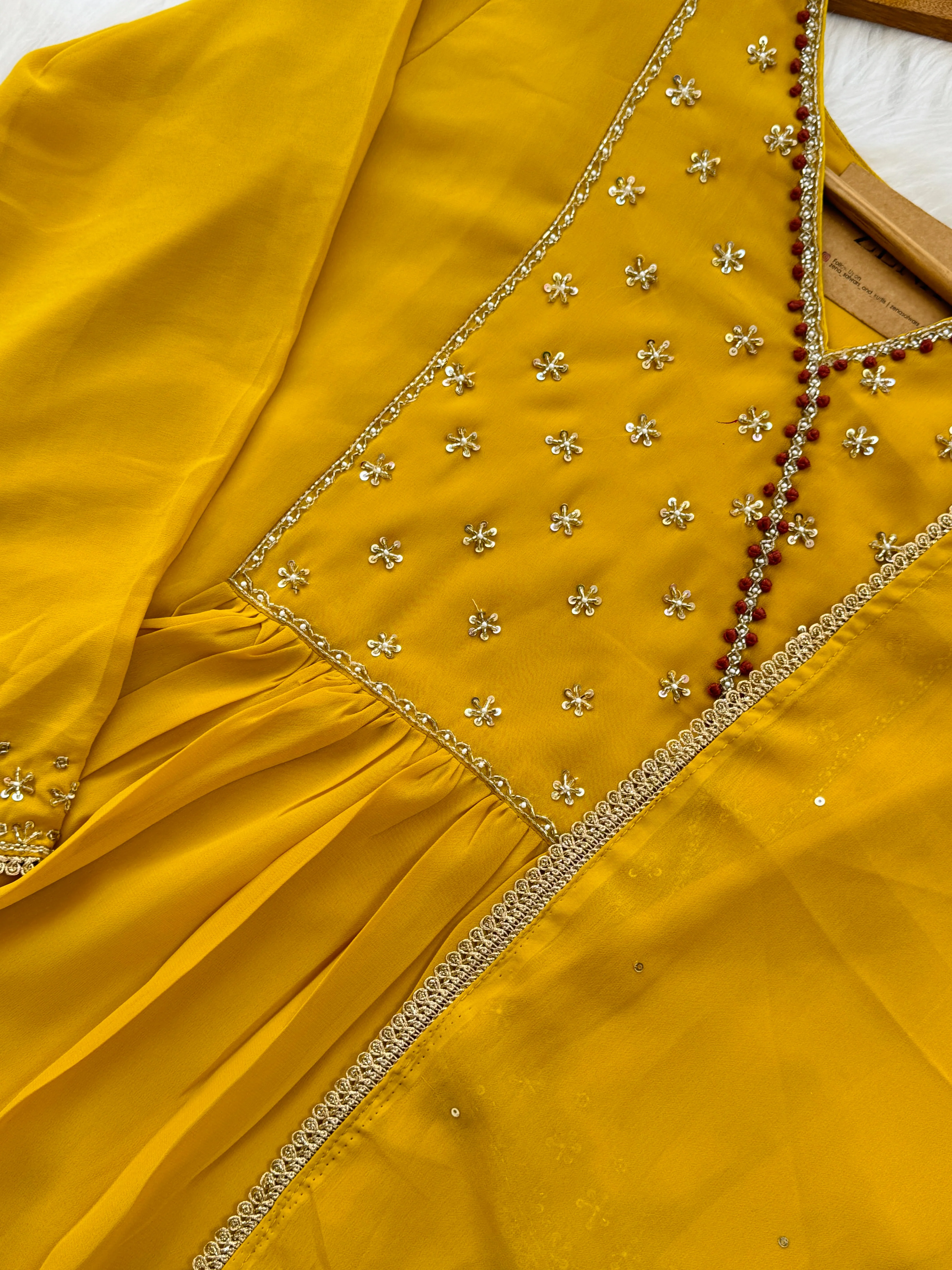 β¨ Organza Hand-Detailed Kurti Set β¨ - Image 7