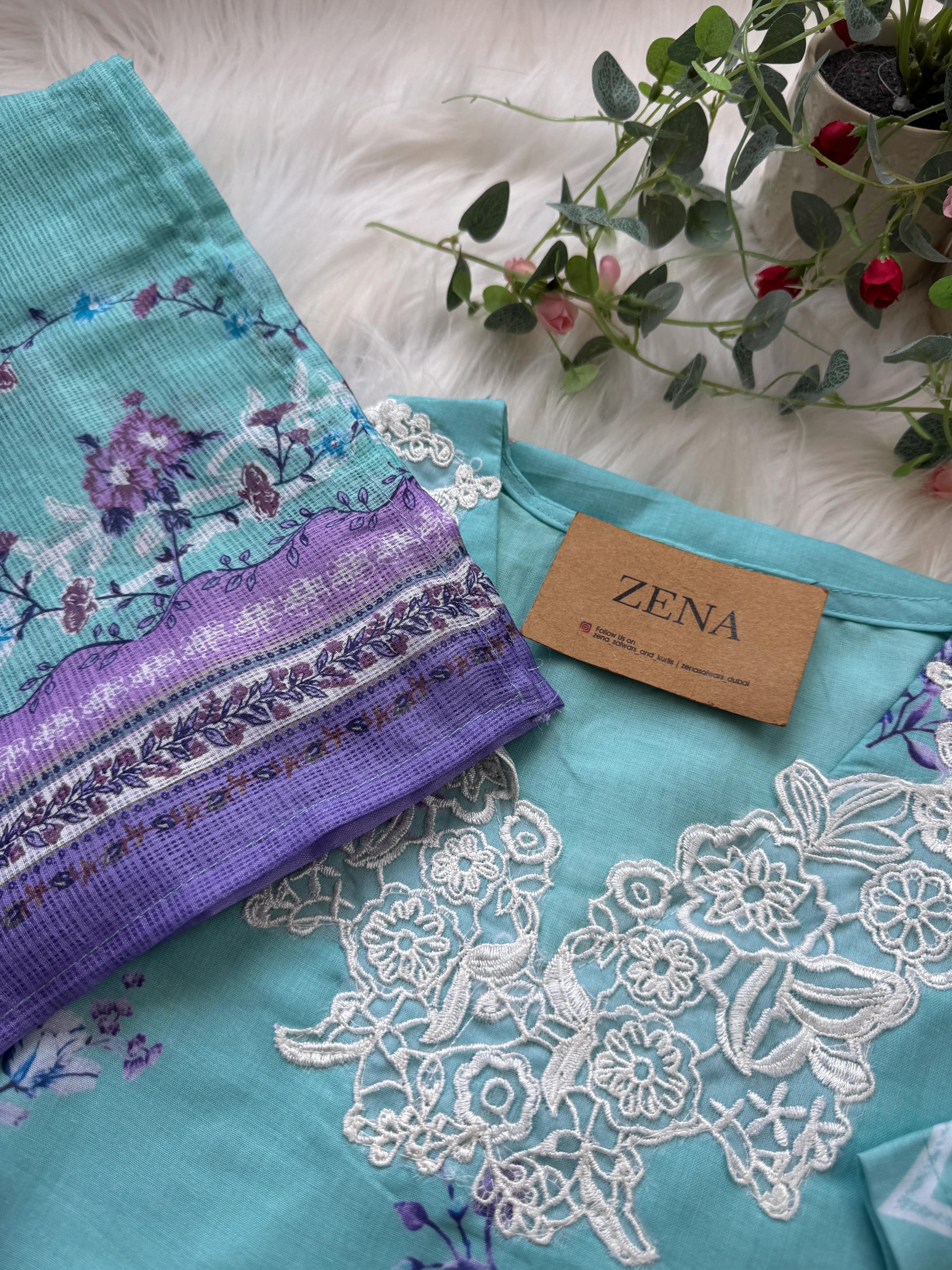 ✨ Pakistani Embroidered Cotton Kurti Set ✨ - Image 3