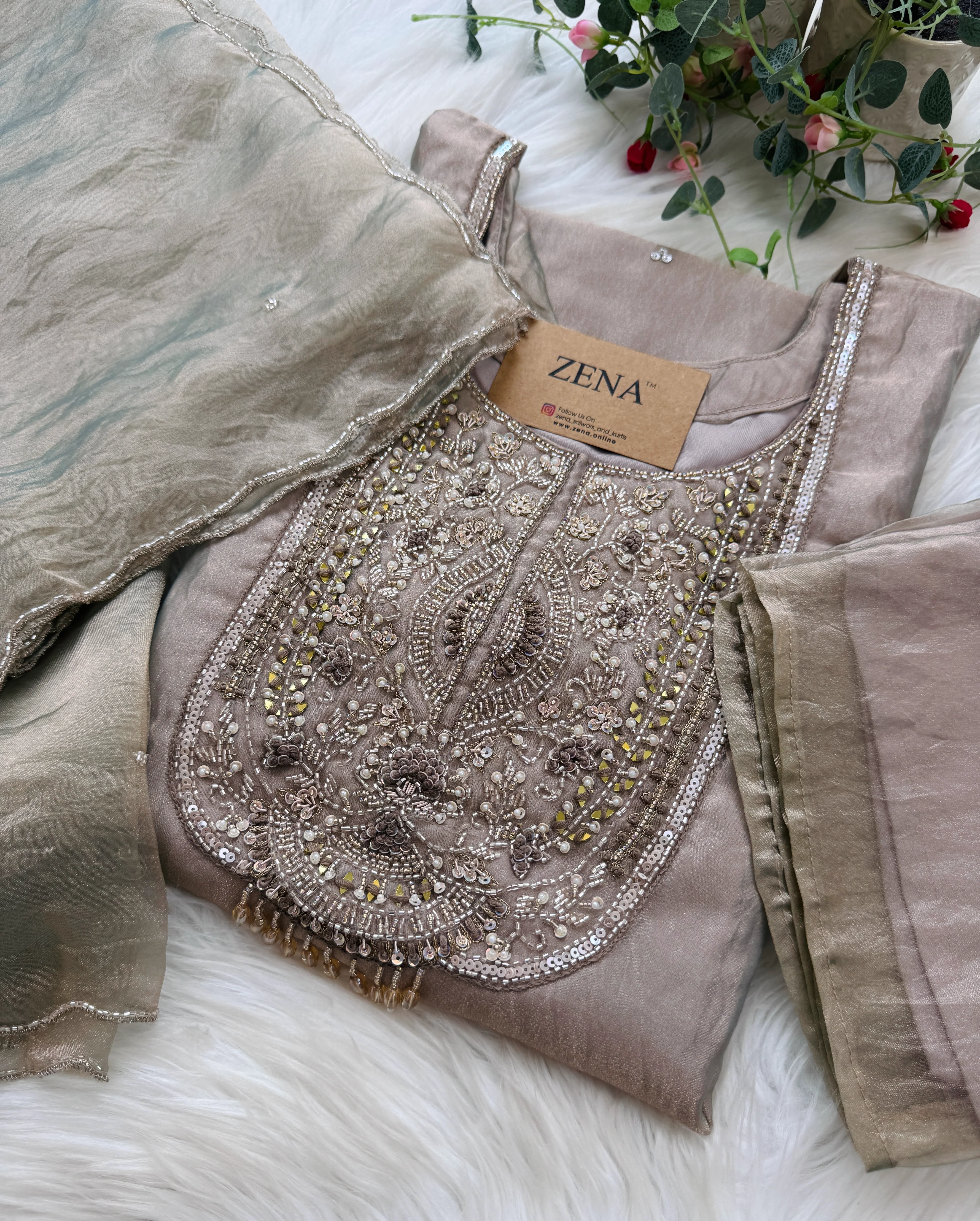 ✨ Premium Crushed Tissue Silk Handwork Suit – Top, Bottom & Dupatta ✨