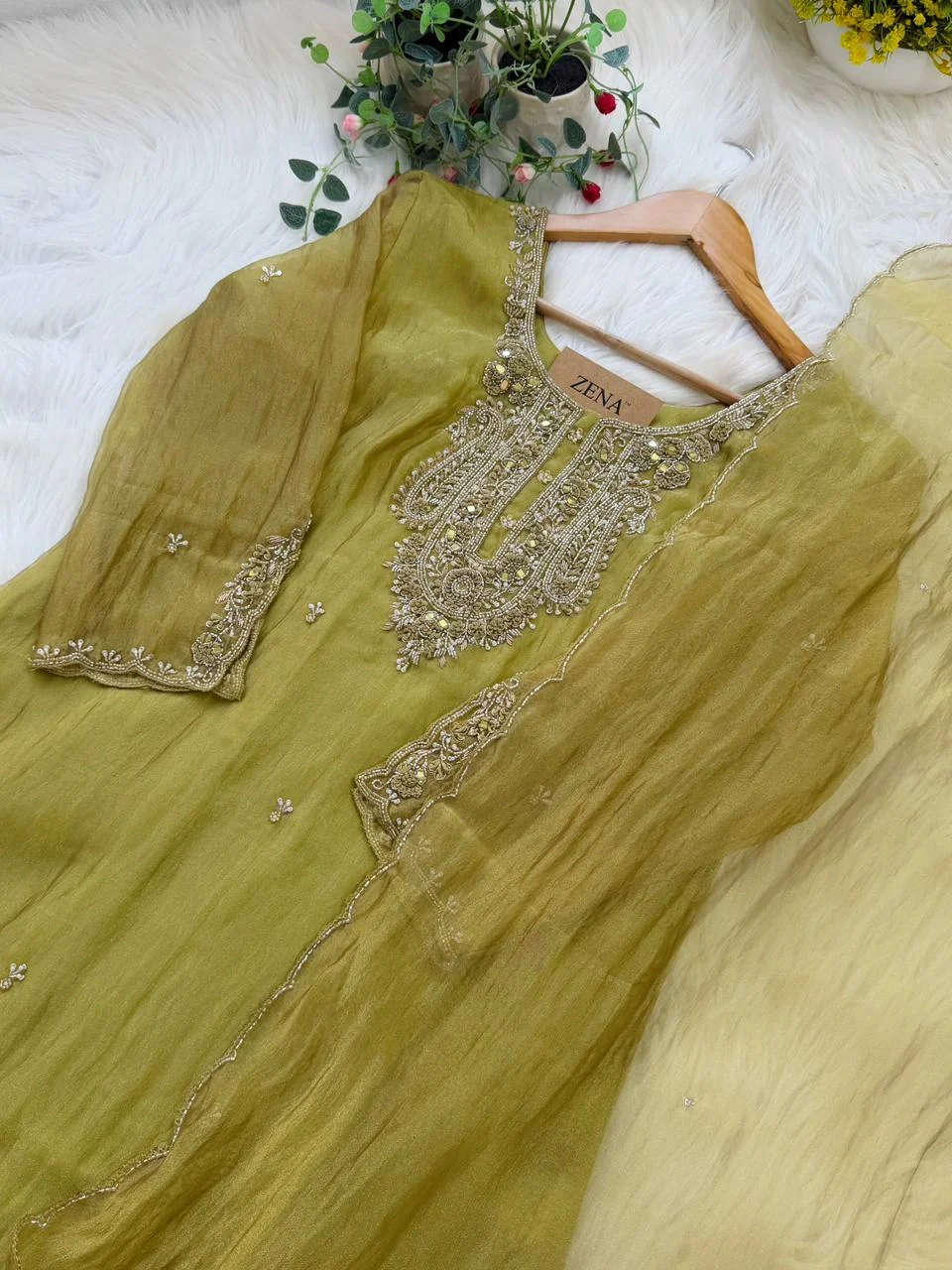 ✨ Premium Crushed Tissue Silk Handwork Suit – Top, Bottom & Dupatta ✨ - Image 6