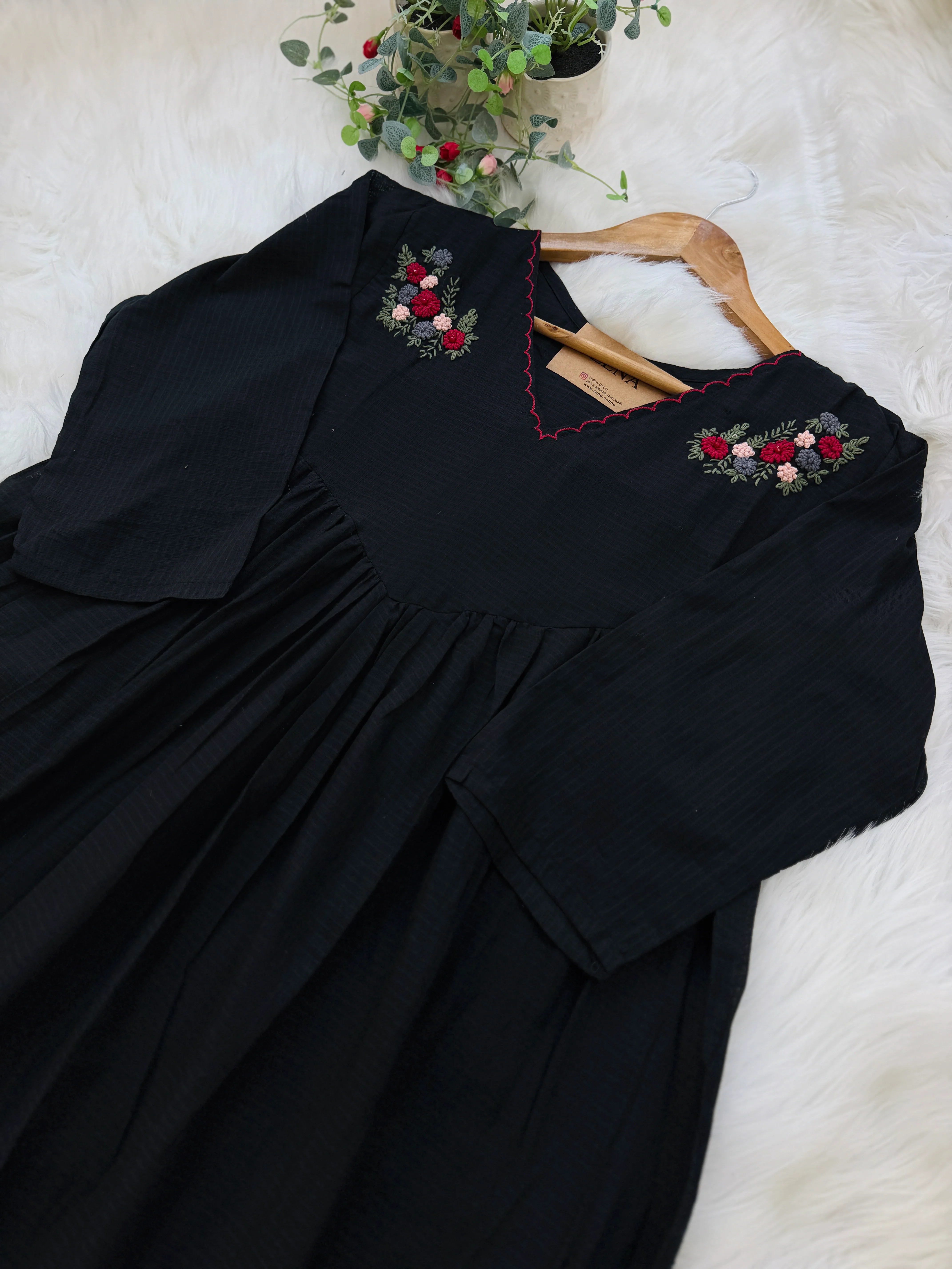✨ Premium Kota Fabric Embroidered Anarkali Set ✨ - Image 4