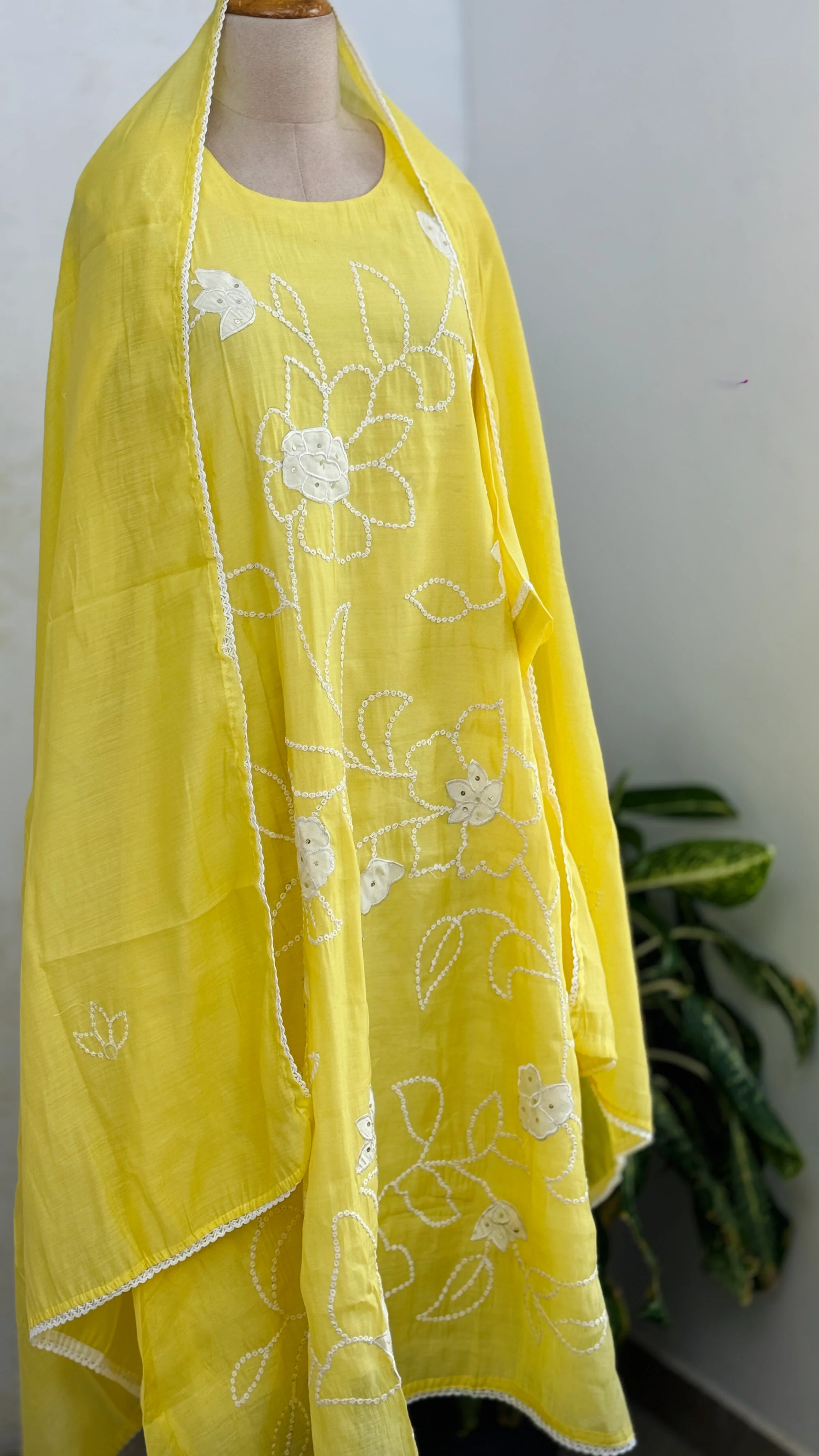 ✨ Premium Mul Chanderi Embroidered Kurti Set ✨ - Image 2