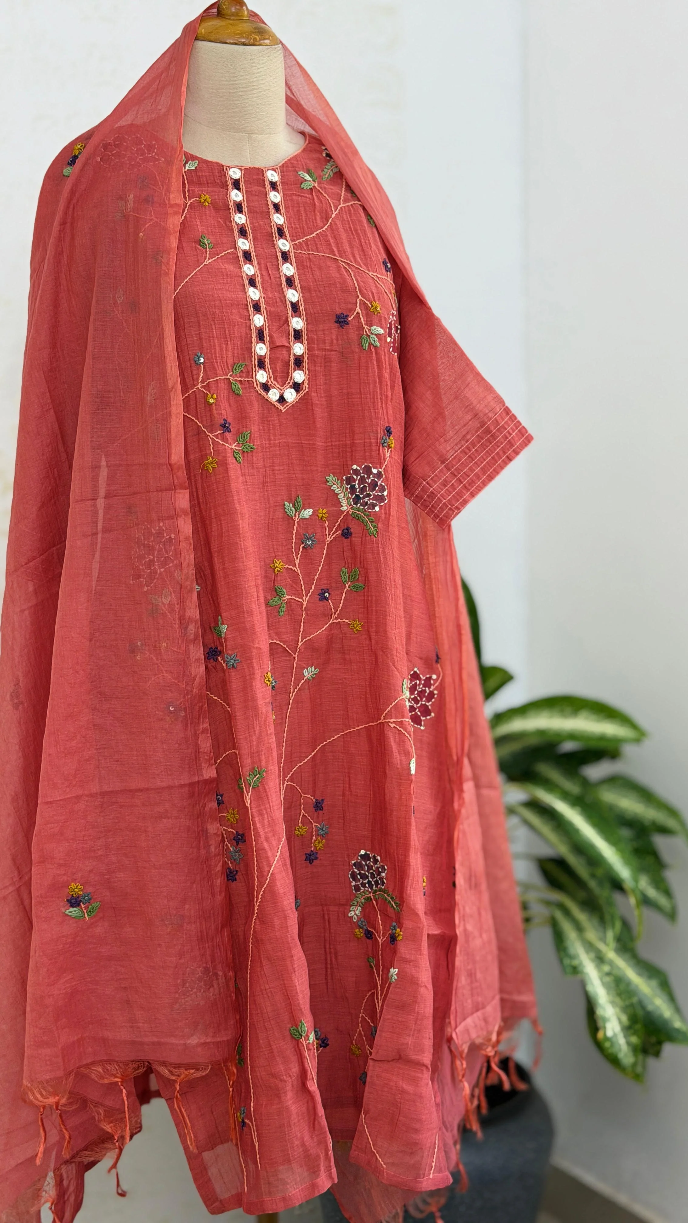 ✨ Premium Mul Chanderi Embroidered Kurti Set ✨ - Image 2