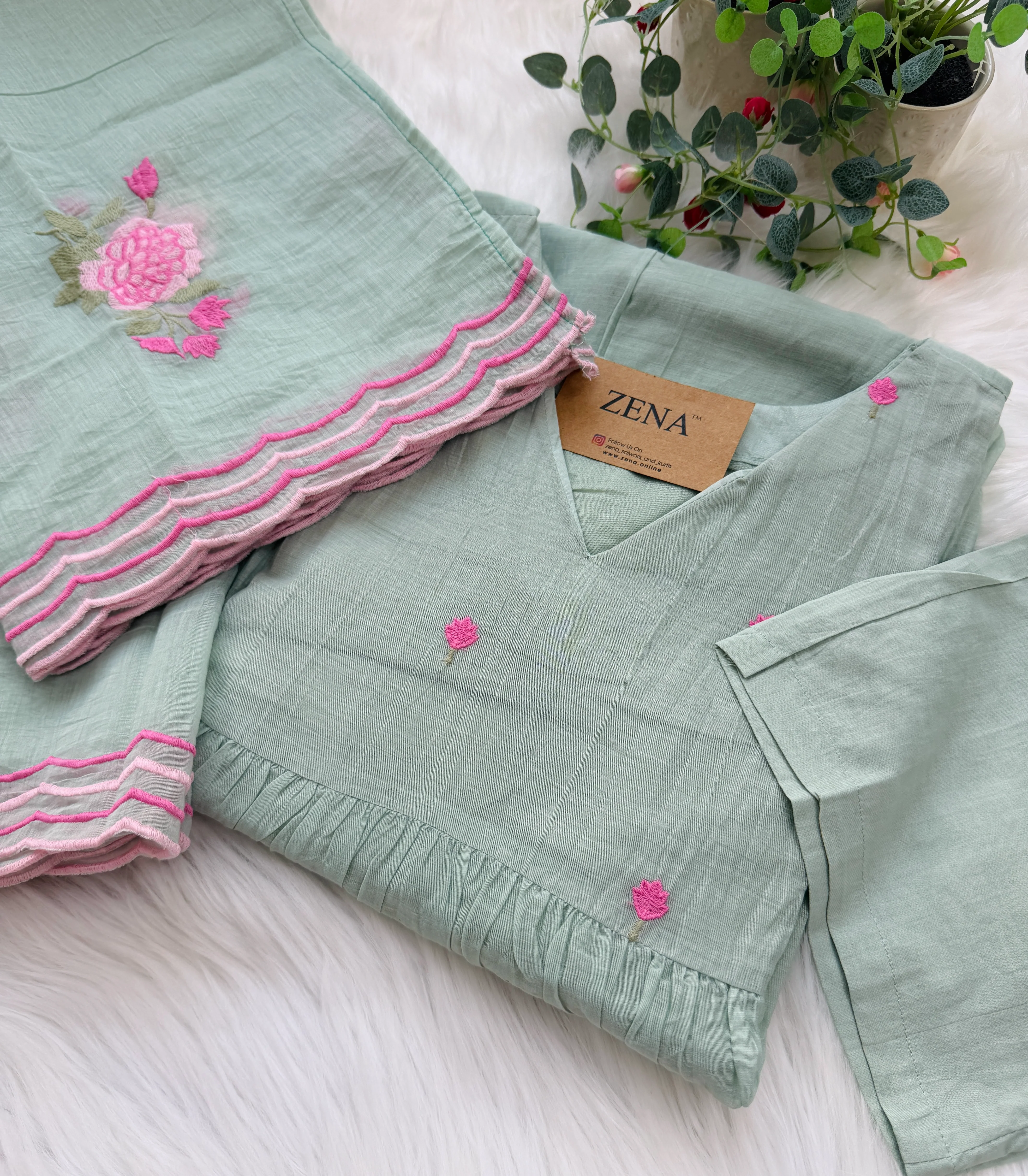 ✨ Premium Mul Chanderi Hand-Detailed Kurti Set ✨