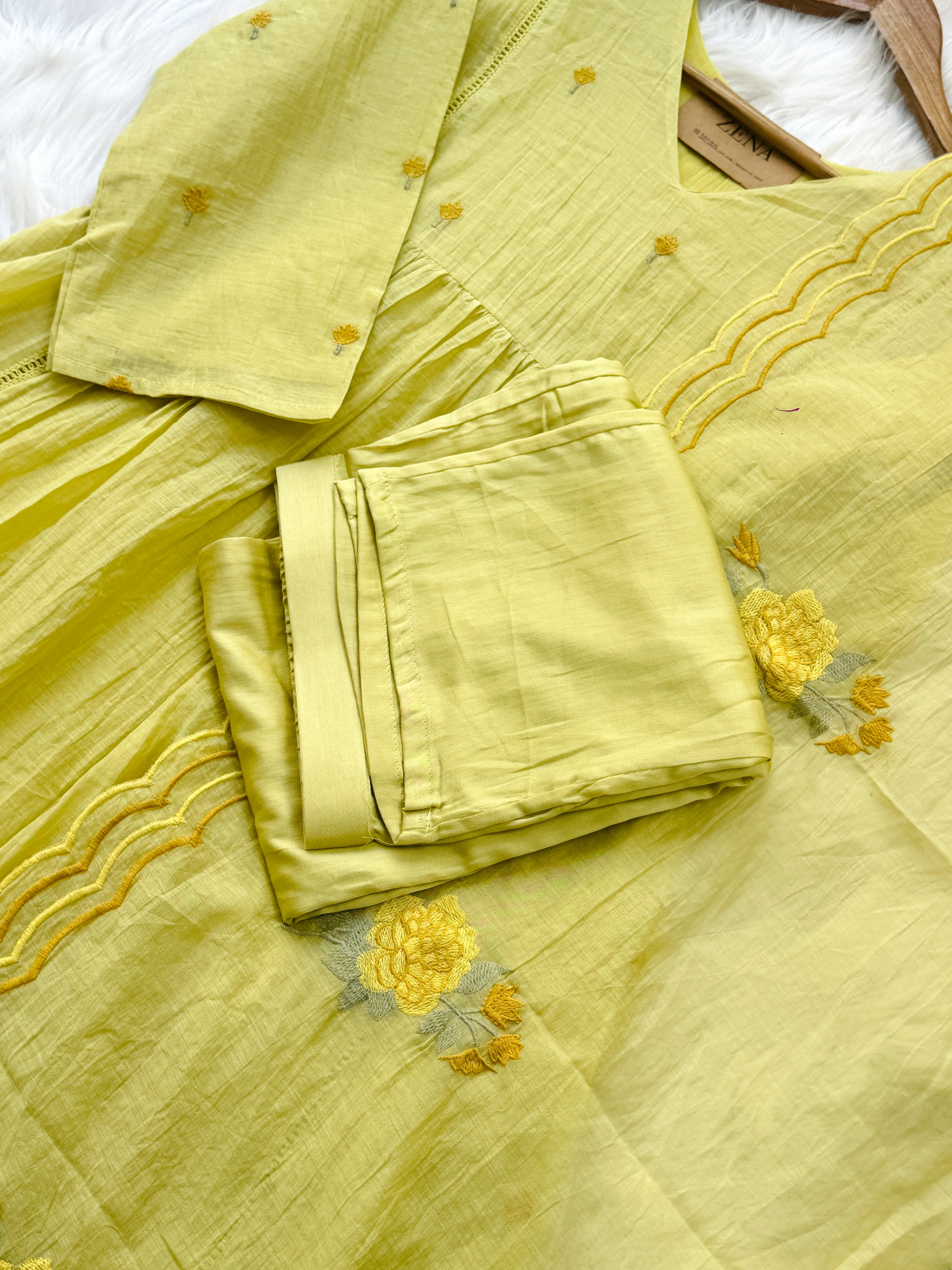 ✨ Premium Mul Chanderi Hand-Detailed Kurti Set ✨ - Image 4