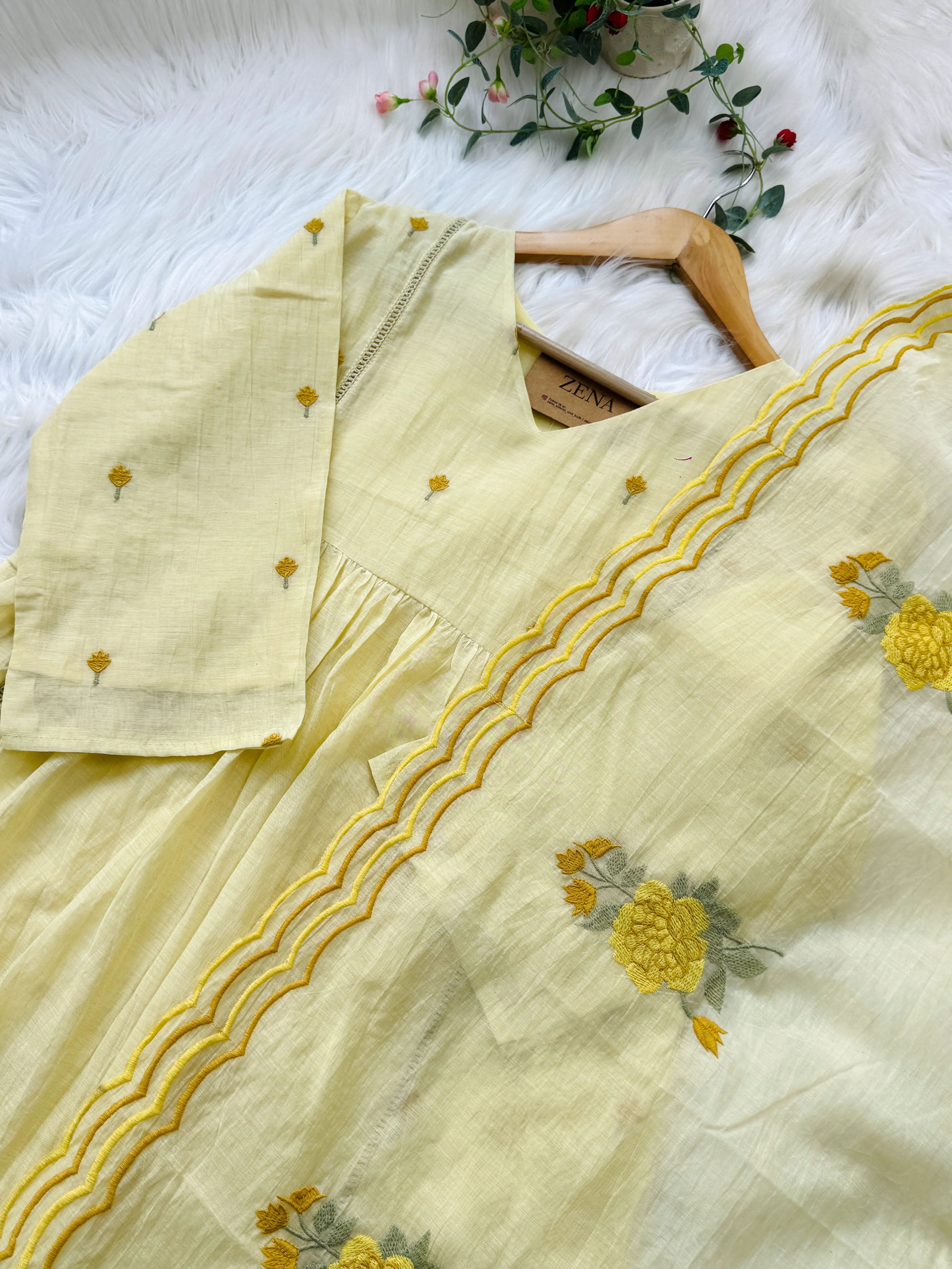 ✨ Premium Mul Chanderi Hand-Detailed Kurti Set ✨ - Image 3