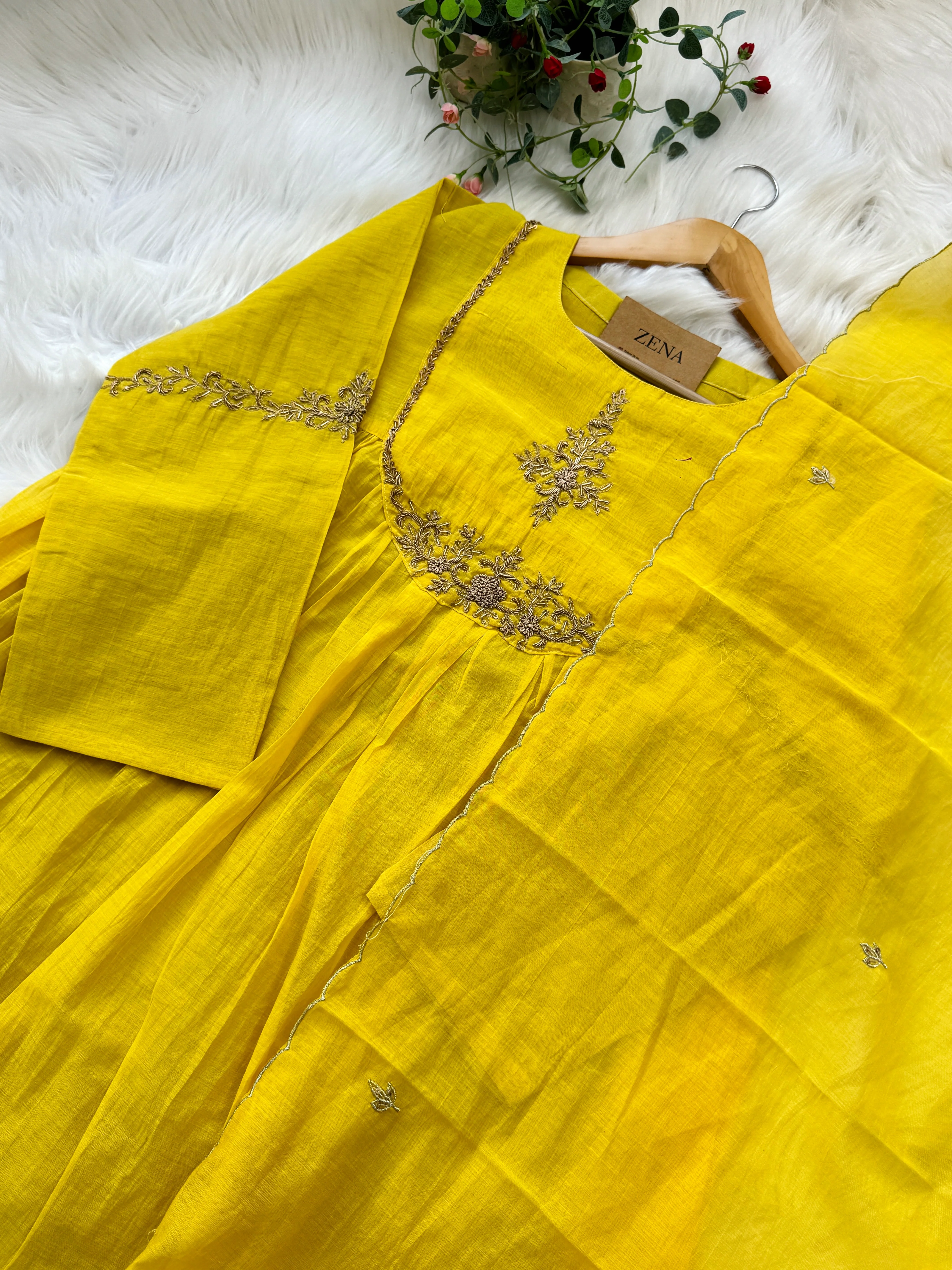 ✨ Premium Mul Chanderi Hand Detailed Kurti Set ✨ - Image 4