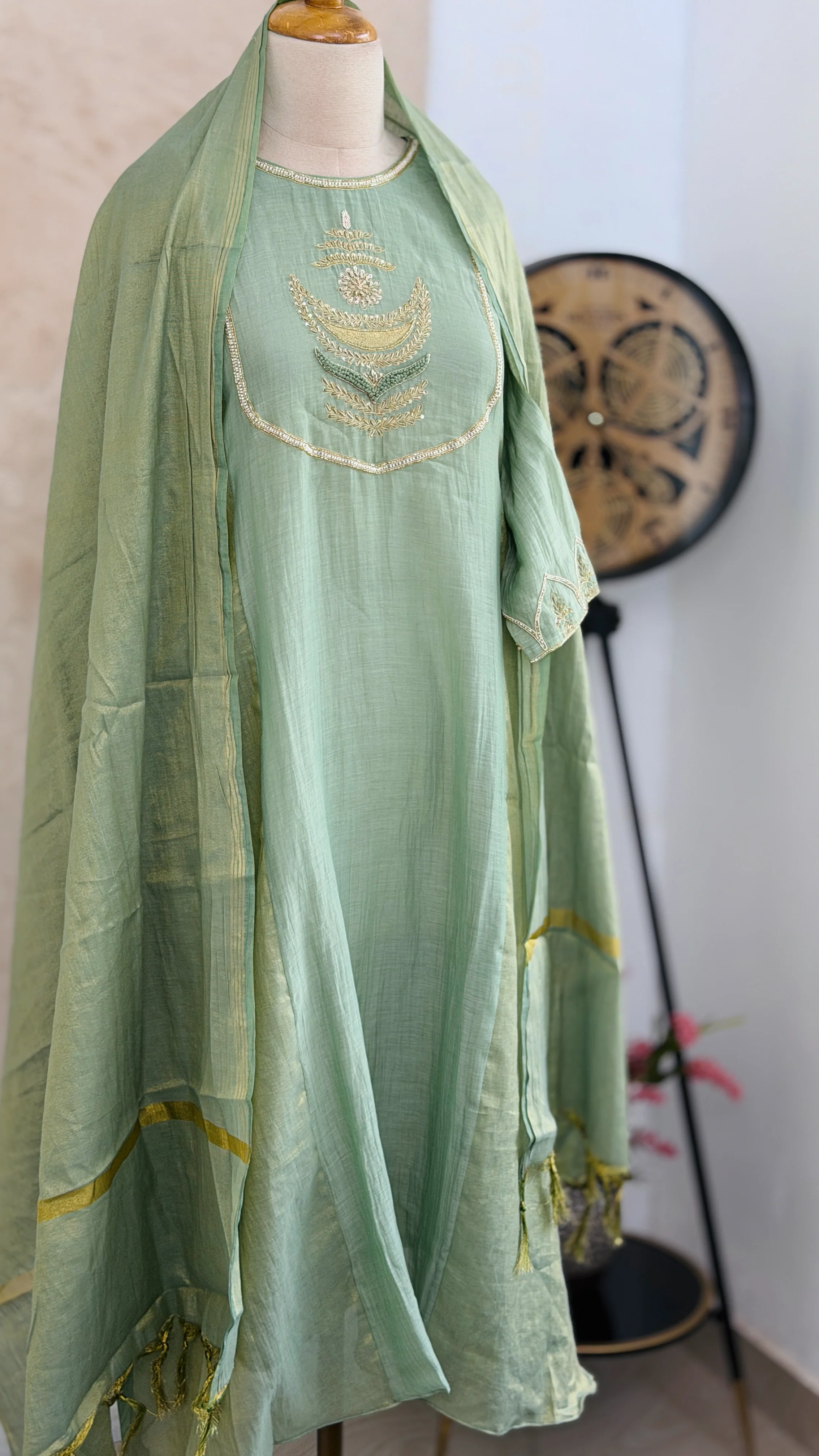 ✨ Premium Mul Chanderi Hand Work Anarkali Set ✨ - Image 2