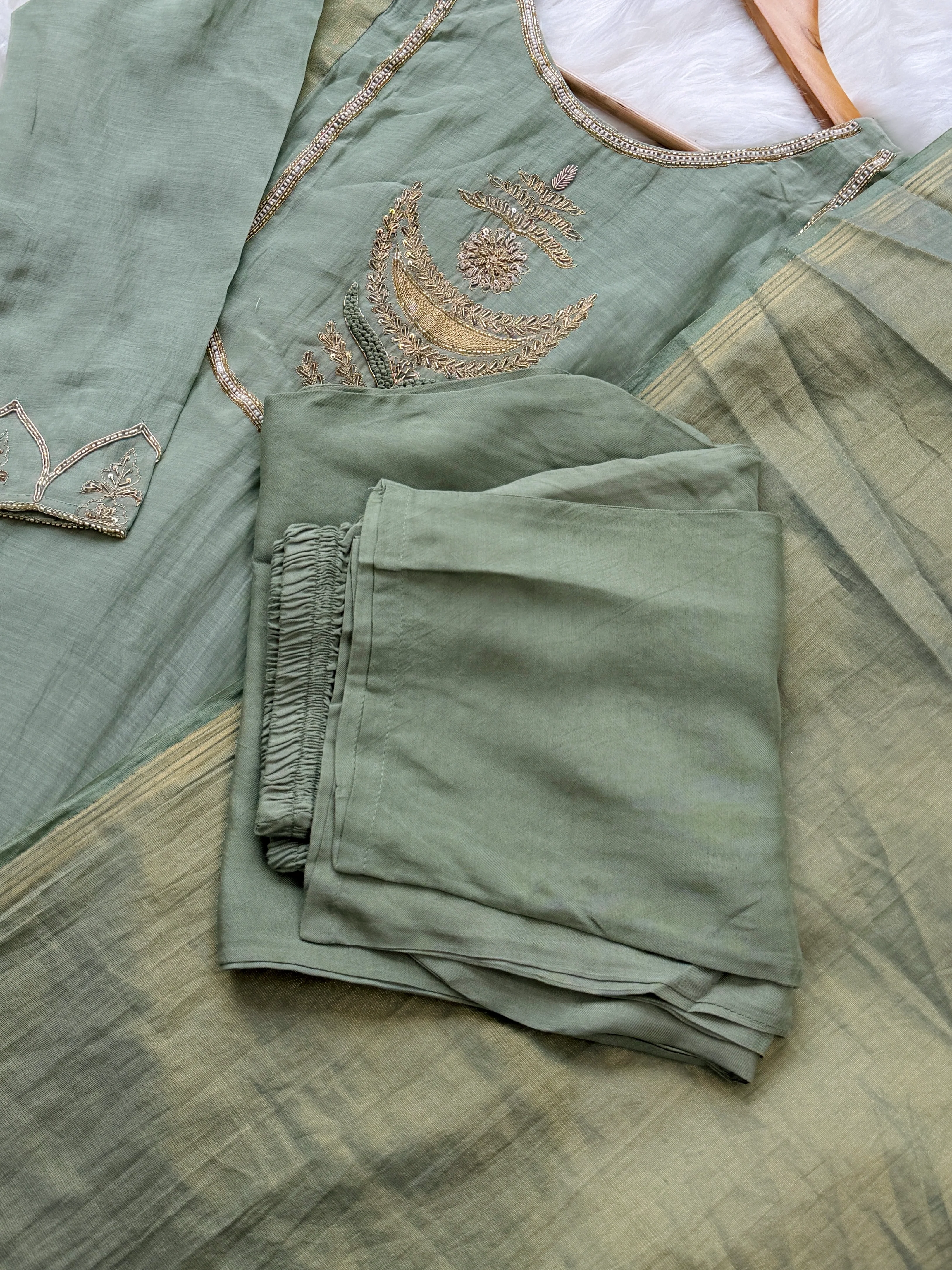 ✨ Premium Mul Chanderi Hand Work Anarkali Set ✨ - Image 9