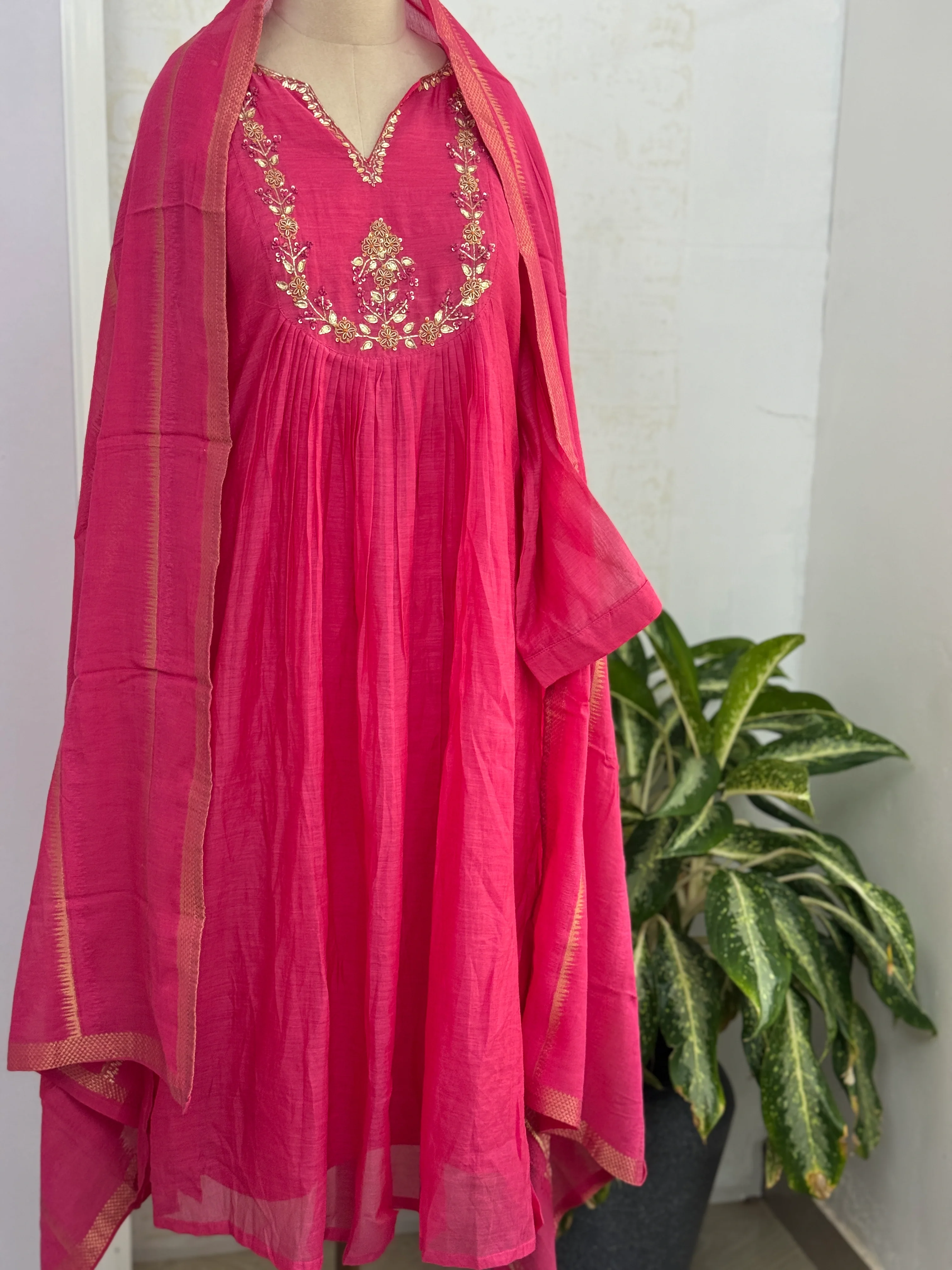 β¨ Premium Mul Chanderi Hand Work Anarkali Set β¨ - Image 2