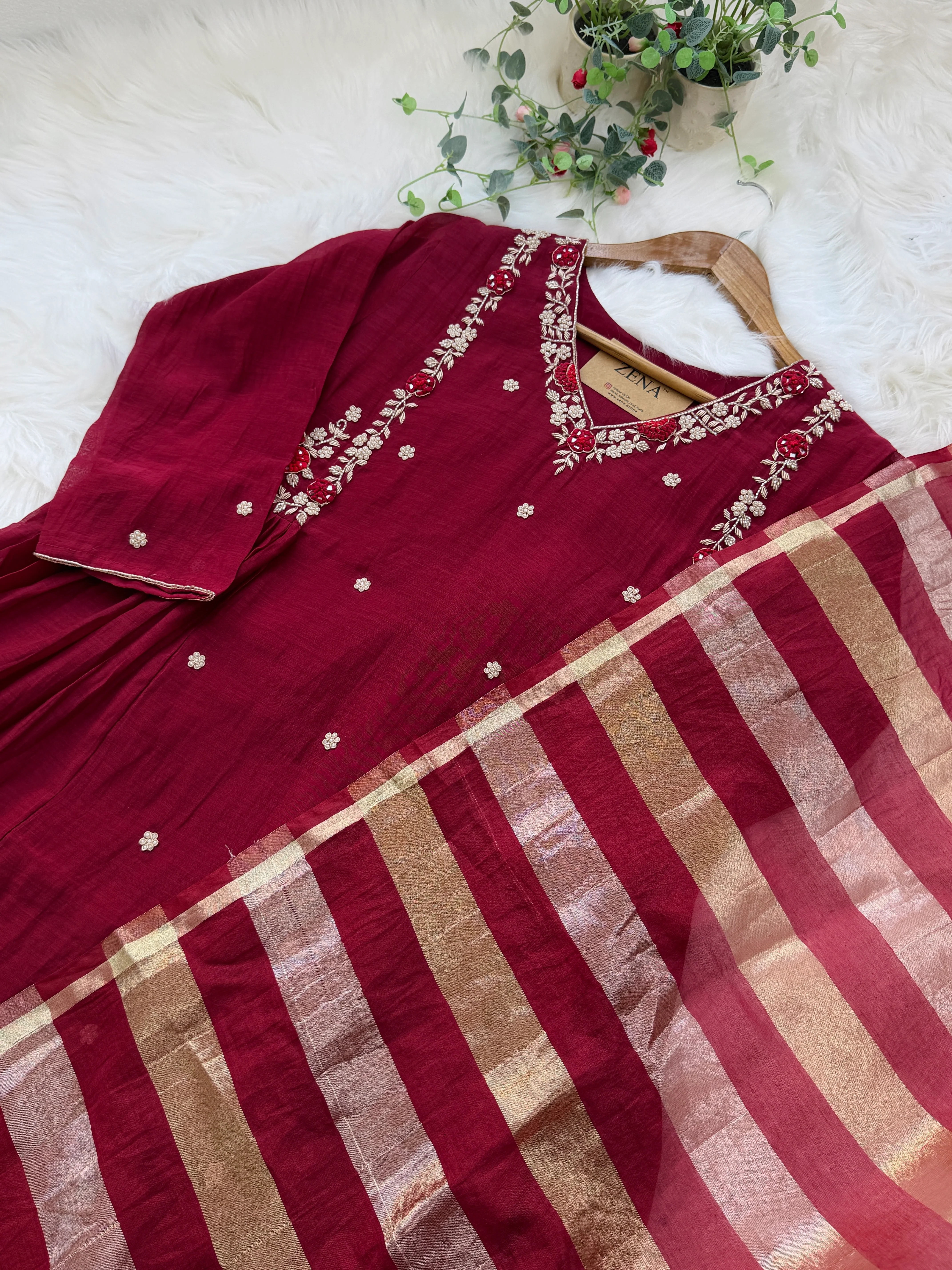 ✨ Premium Mul Chanderi Hand Work Kurti Set ✨ - Image 9