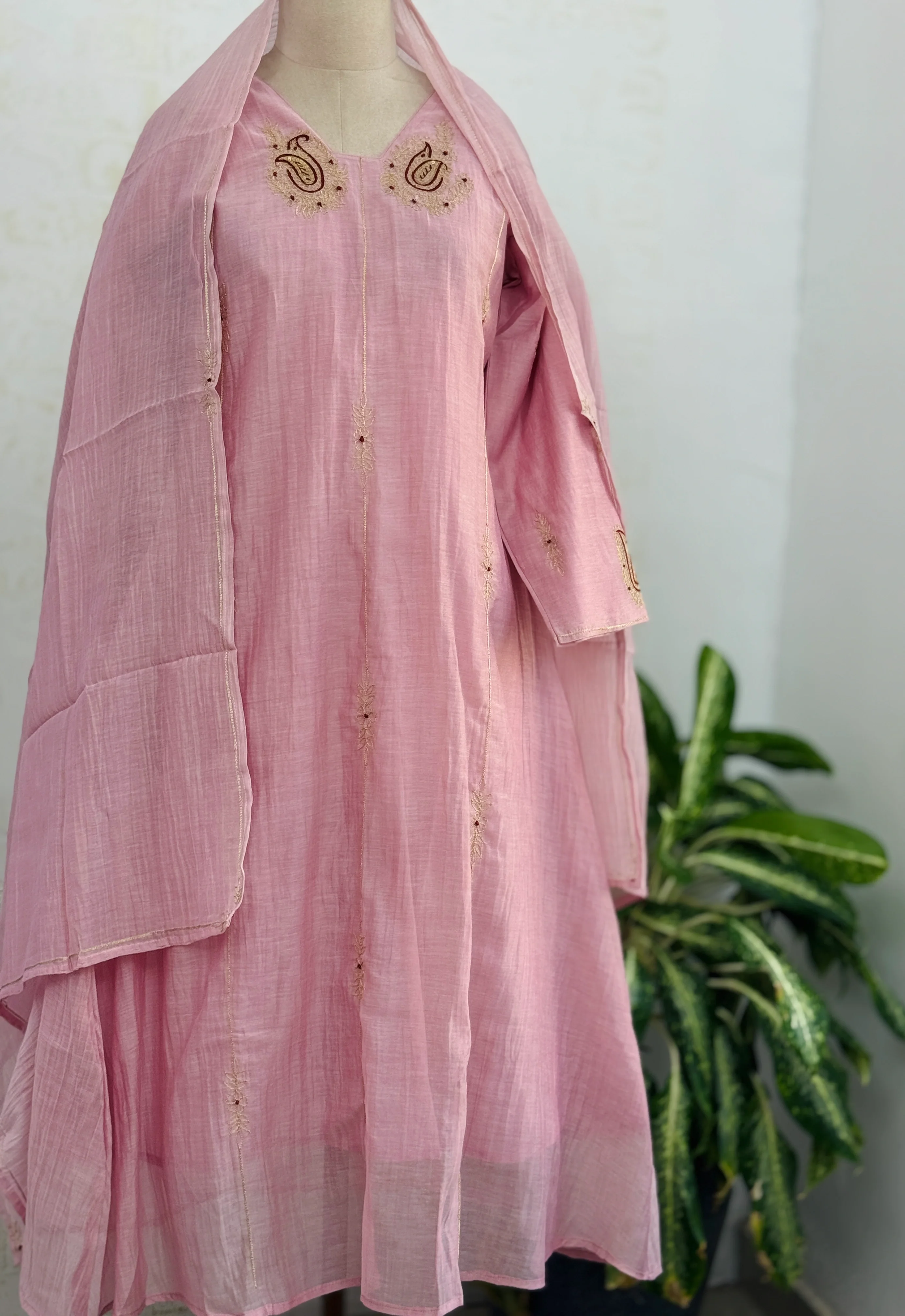 ✨ Premium Mul Chanderi Handwork Kurti Set – Top, Bottom & Dupatta ✨ - Image 7