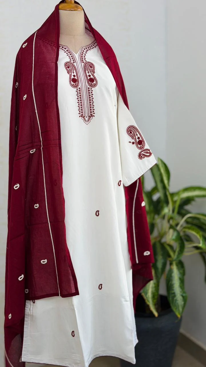 ✨ Premium Mul Cotton Embroidered Kurti Set ✨ - Image 2