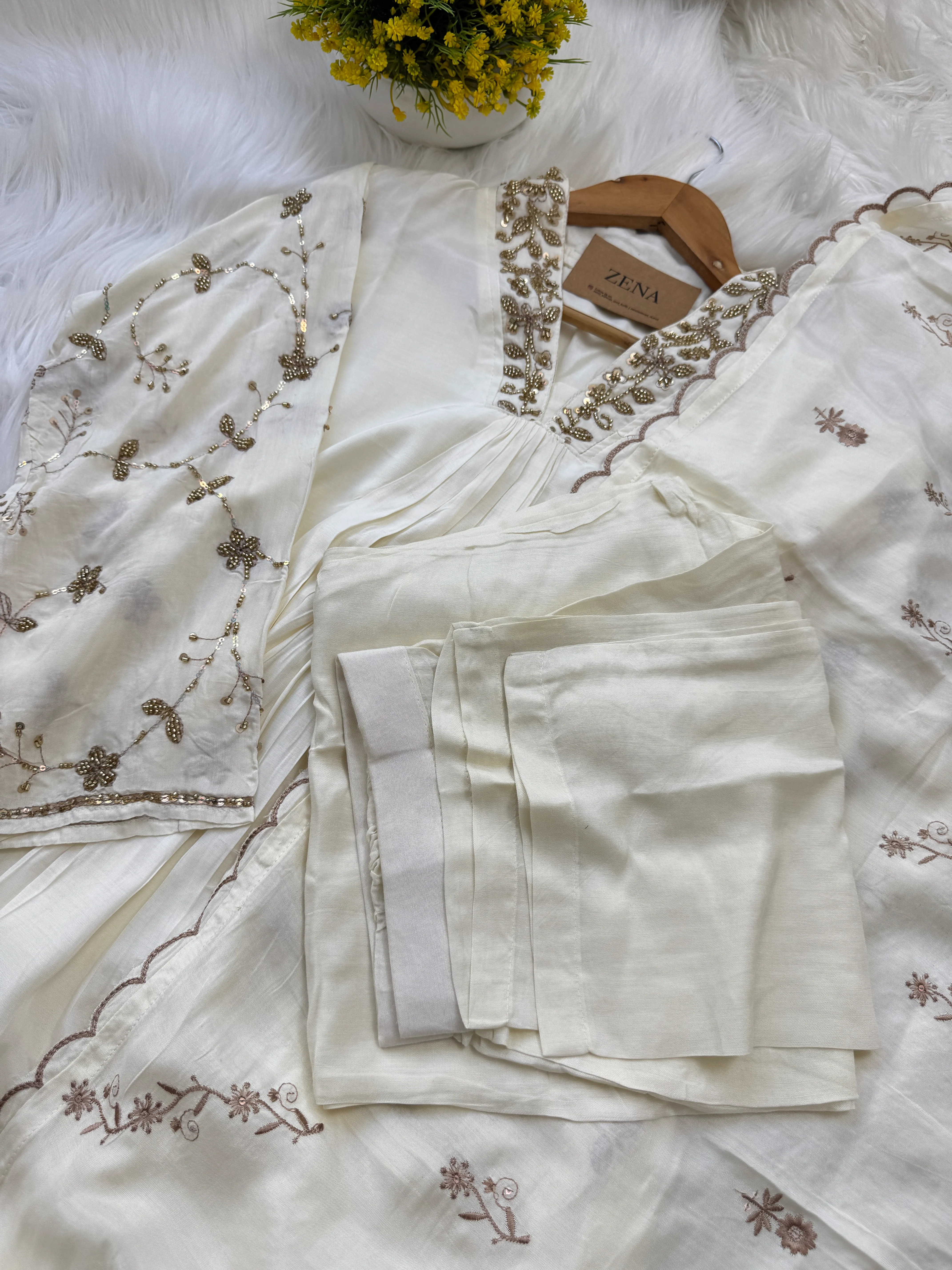 ✨ Premium Mul Cotton Hand-Detailed Anarkali Set ✨ - Image 3