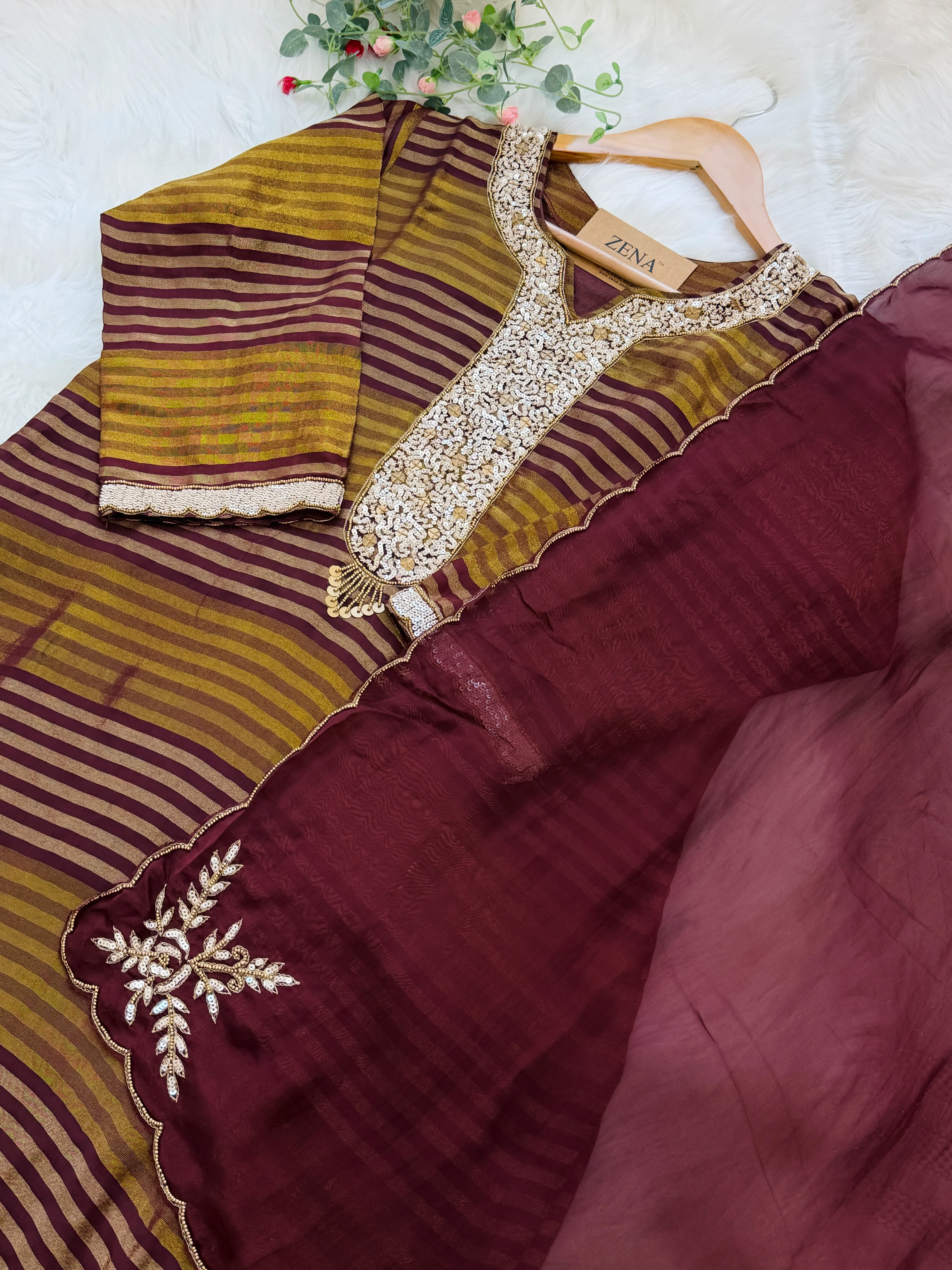 ✨ Premium Tissue Silk Hand Detailed Kurti Set ✨ - Image 4