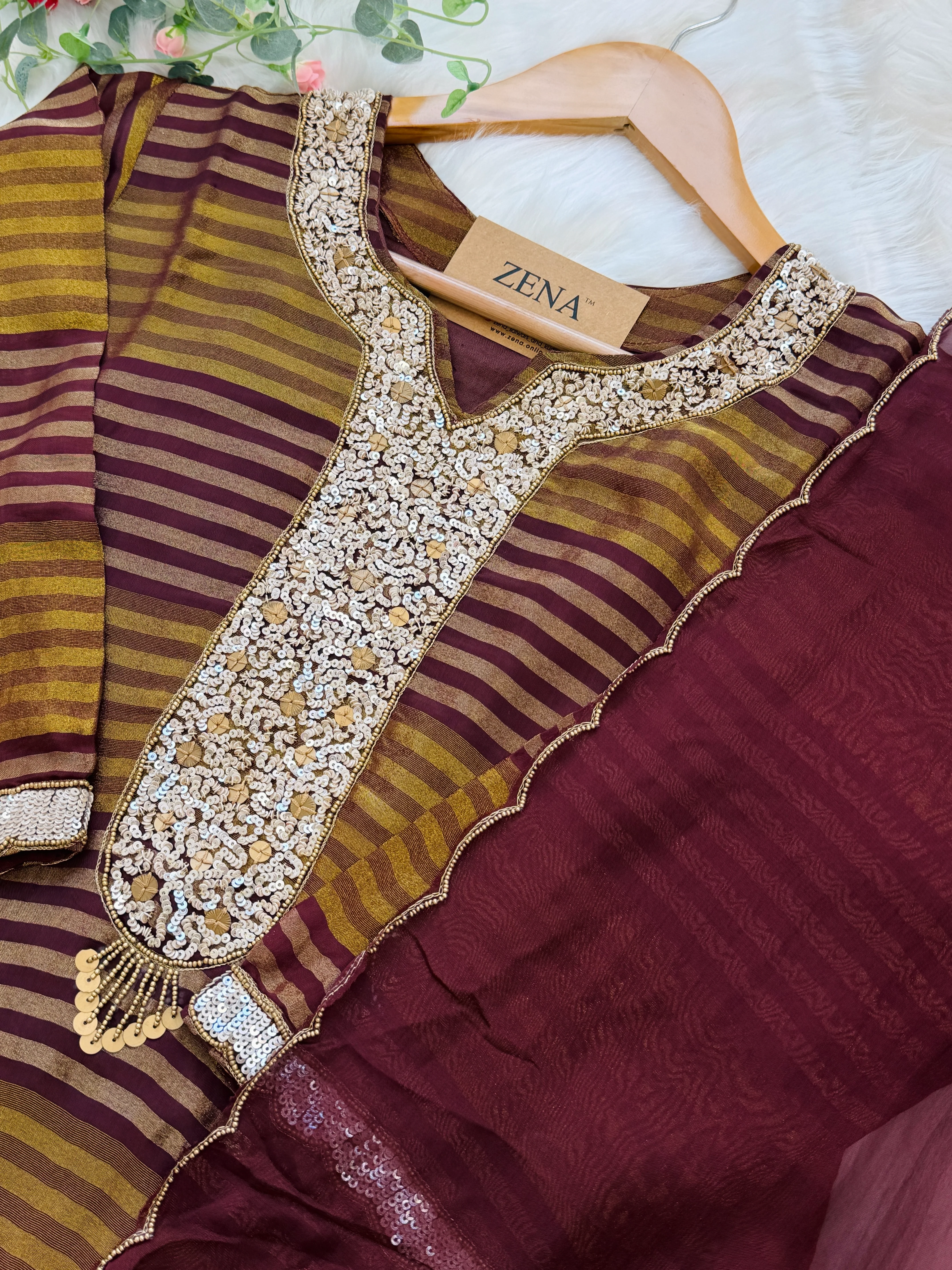 ✨ Premium Tissue Silk Hand Detailed Kurti Set ✨ - Image 5