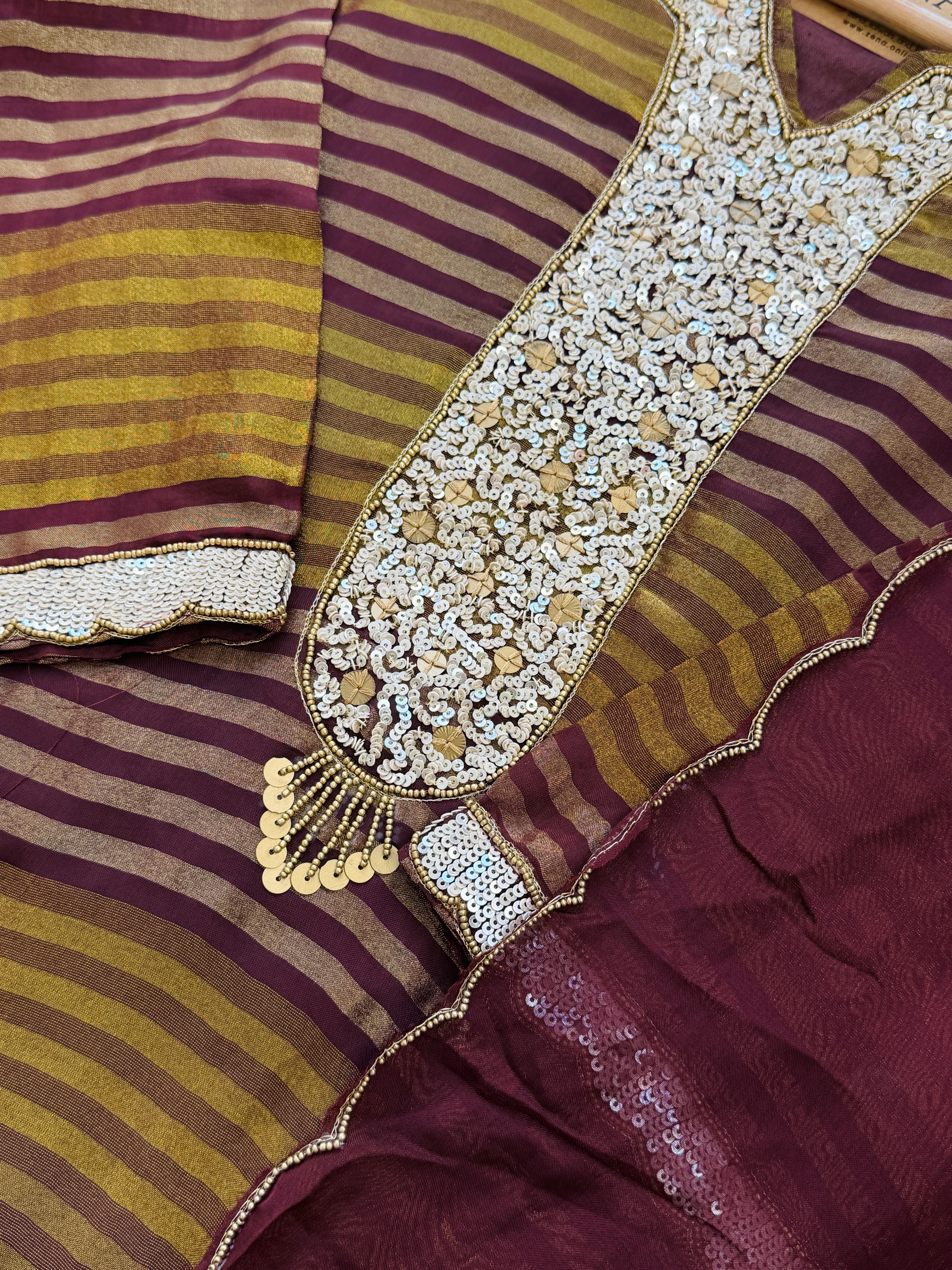 ✨ Premium Tissue Silk Hand Detailed Kurti Set ✨ - Image 6