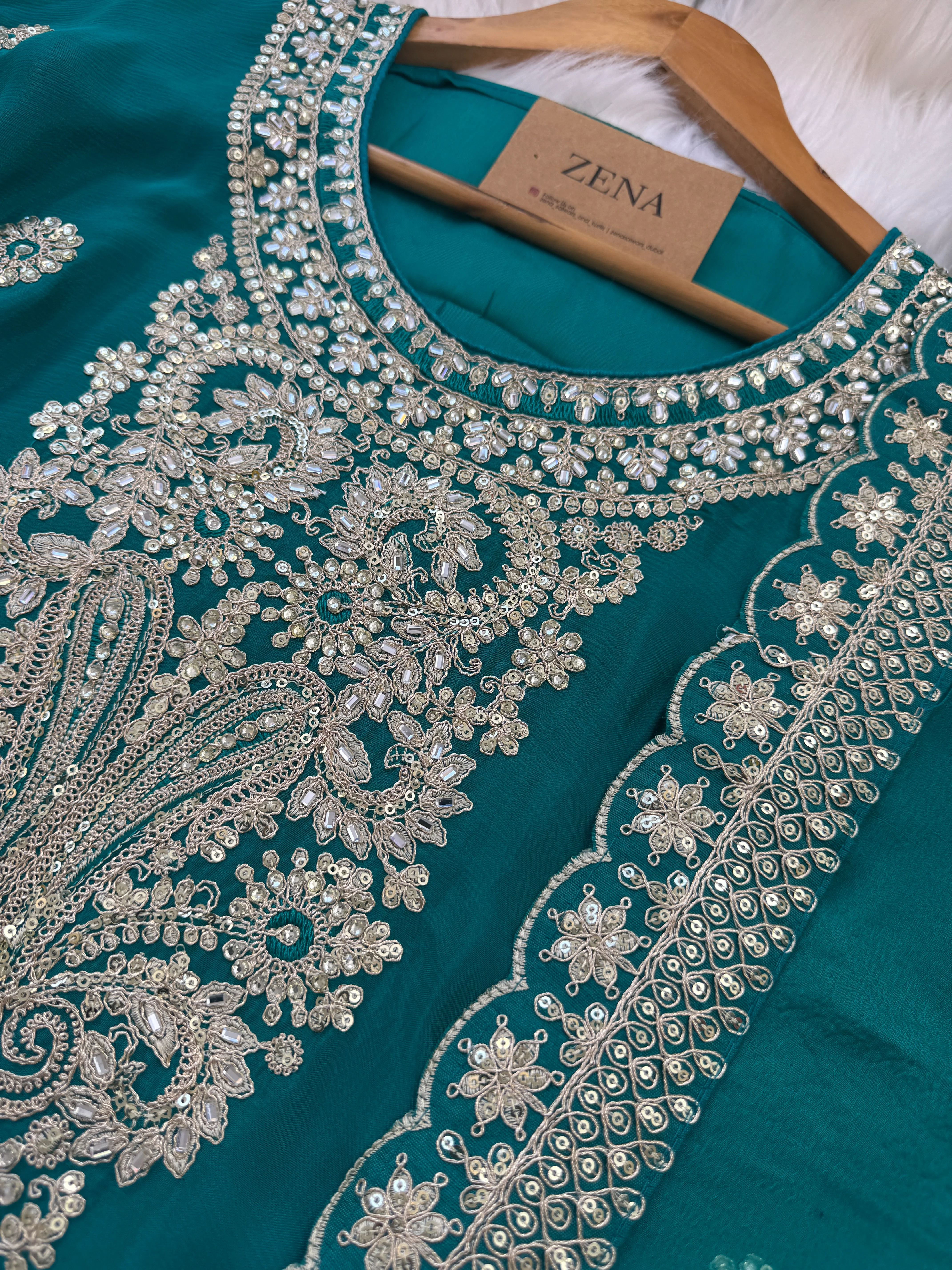 β¨ Pure Chinnon Semi-Stitched Party Wear Suit β¨ - Image 5