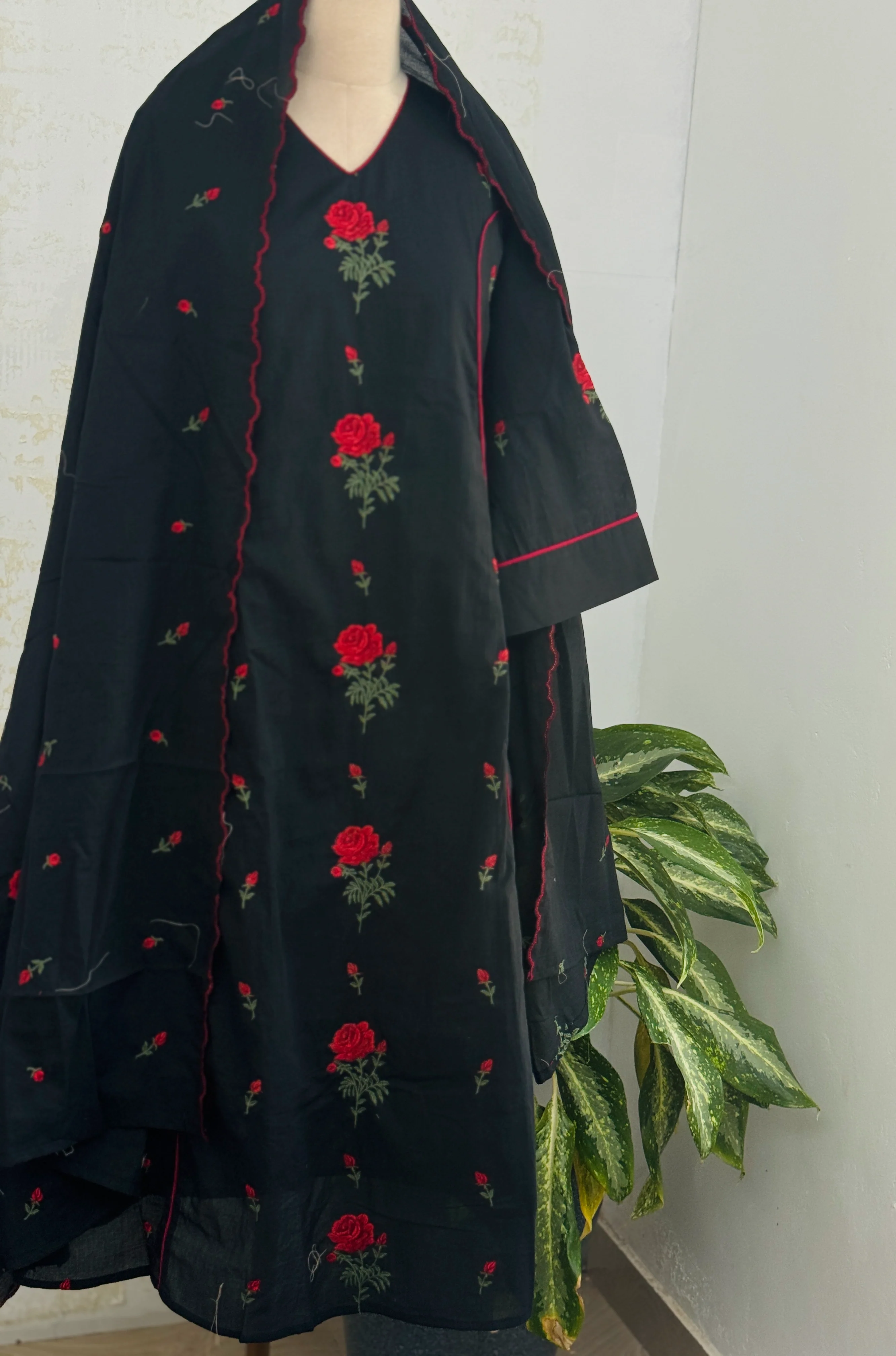 β¨ Pure Cotton Embroidered Anarkali Set β¨ - Image 2