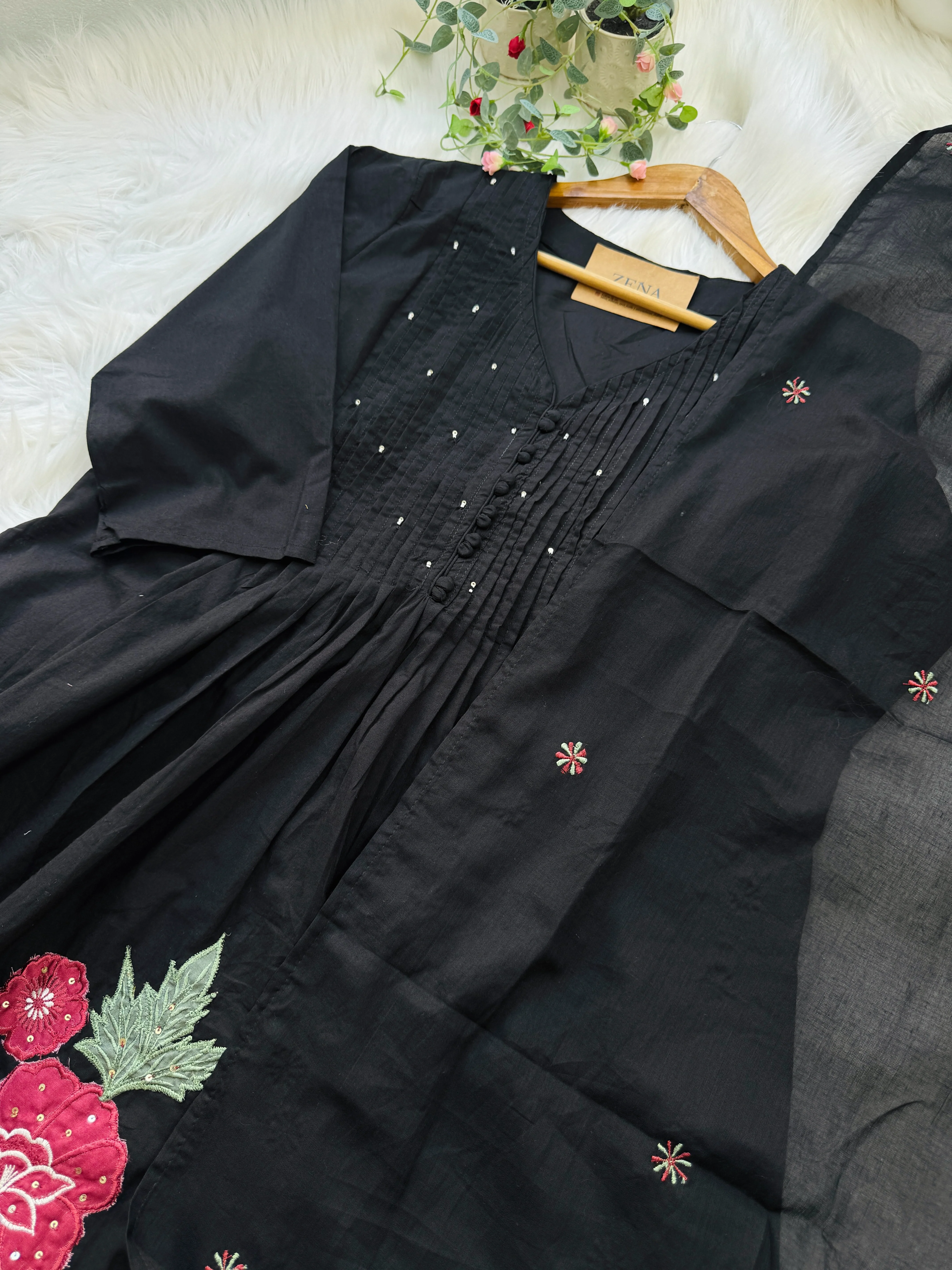 ✨ Pure Cotton Hand Detailed Anarkali Set – Appliqué Work ✨ - Image 8