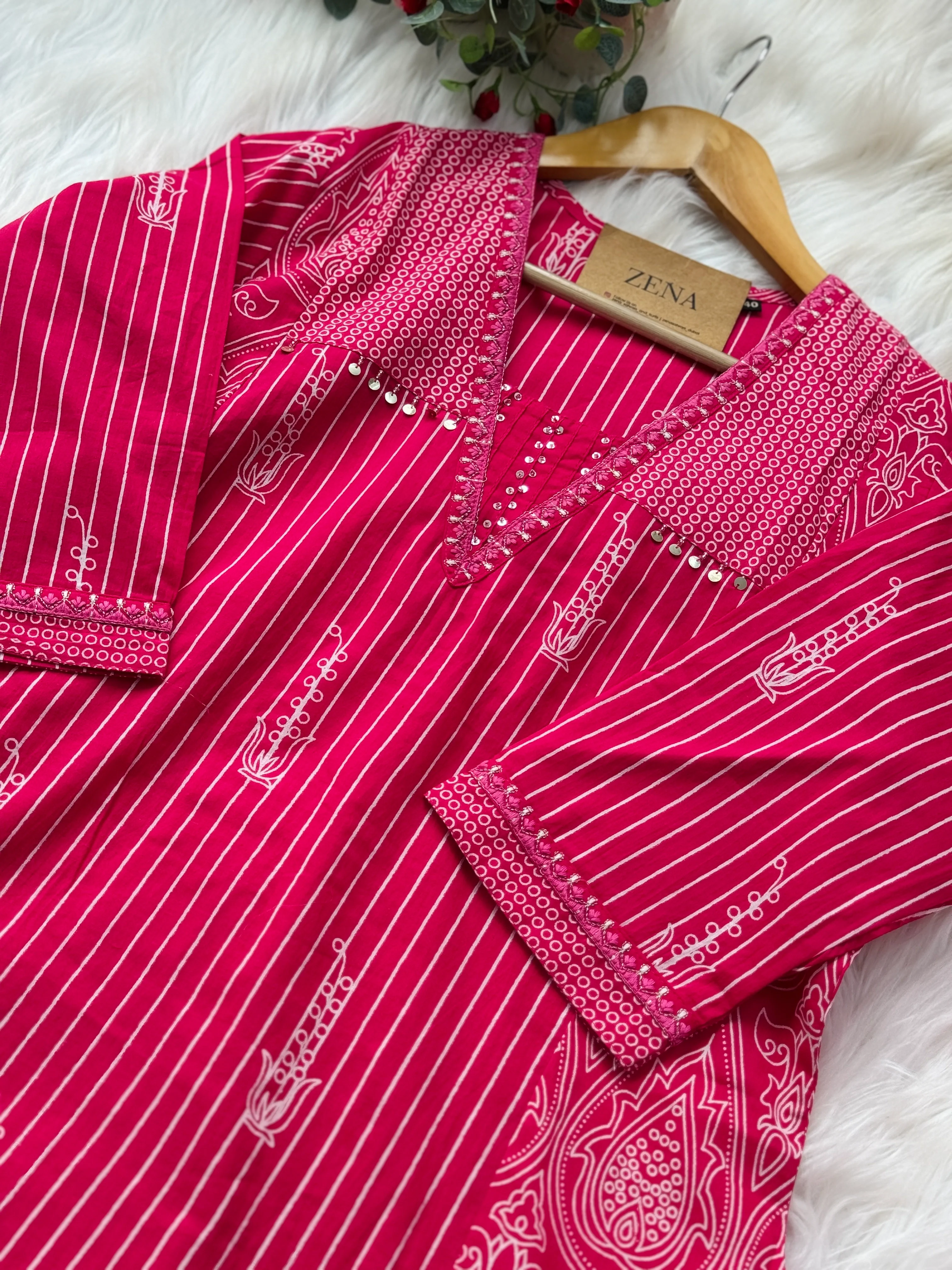 ✨ Pure Cotton Hand Detailed Kurti Set ✨ - Image 4
