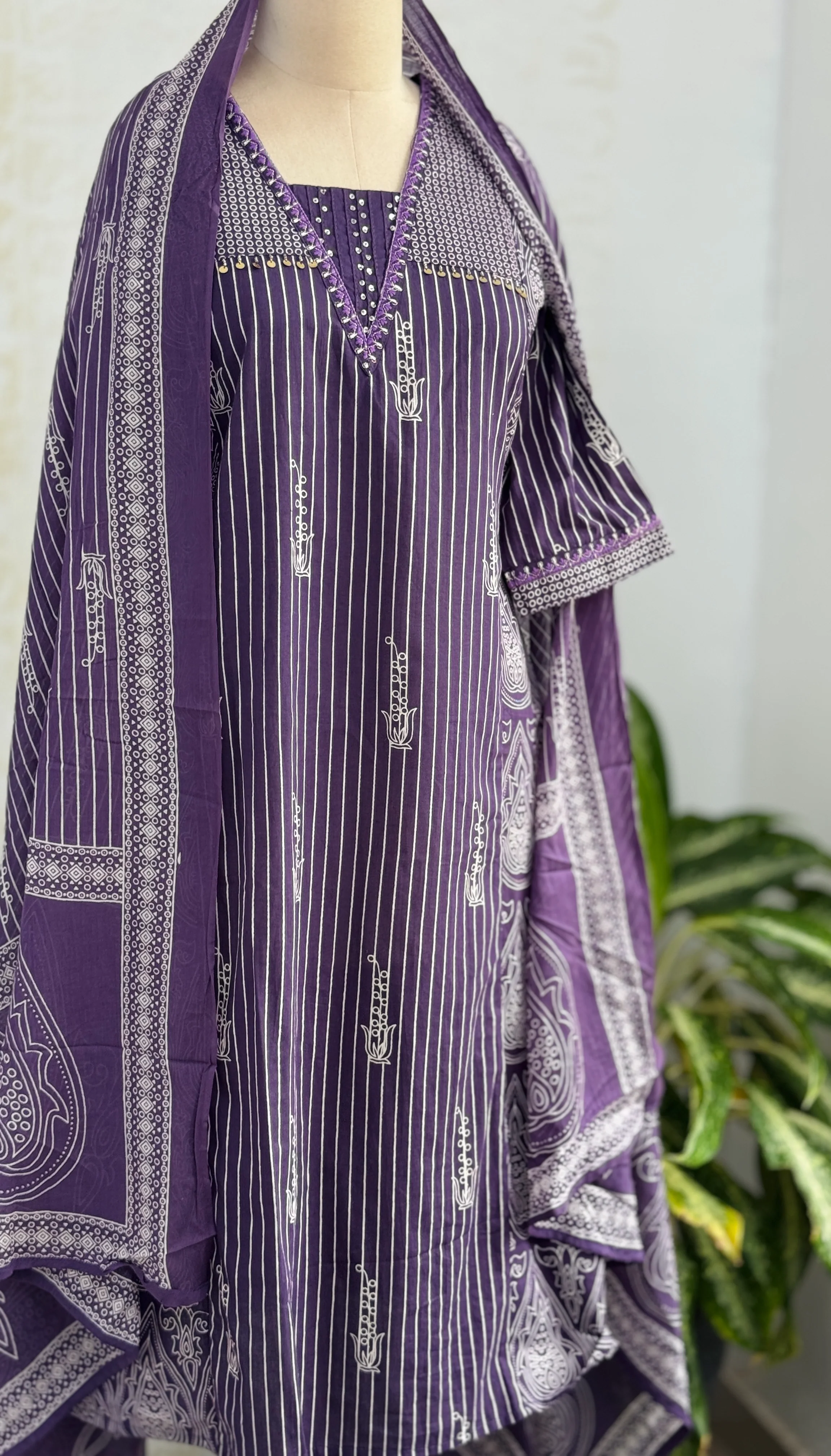 ✨ Pure Cotton Hand Detailed Kurti Set ✨ - Image 2