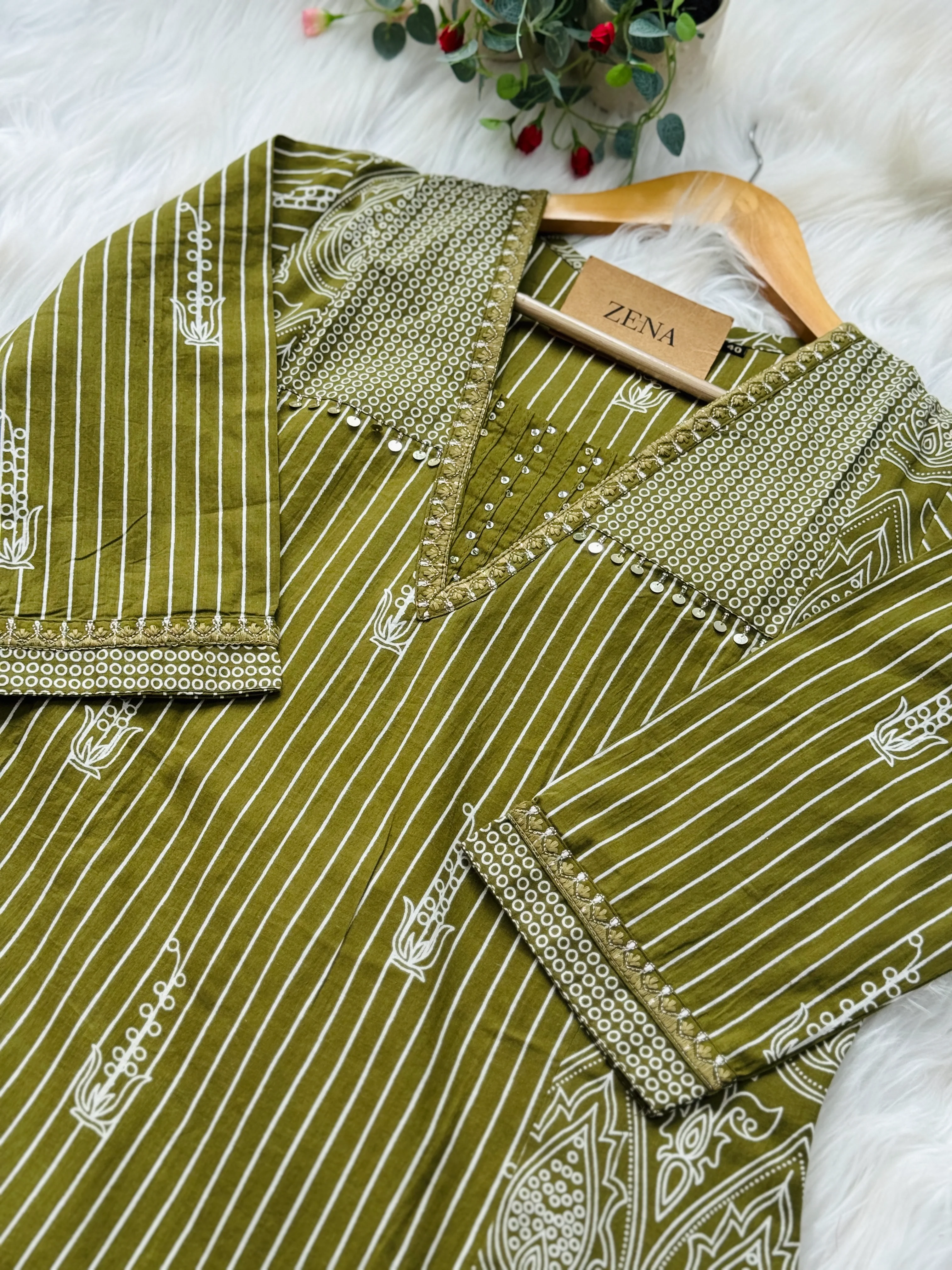 ✨ Pure Cotton Hand Detailed Kurti Set ✨ - Image 4