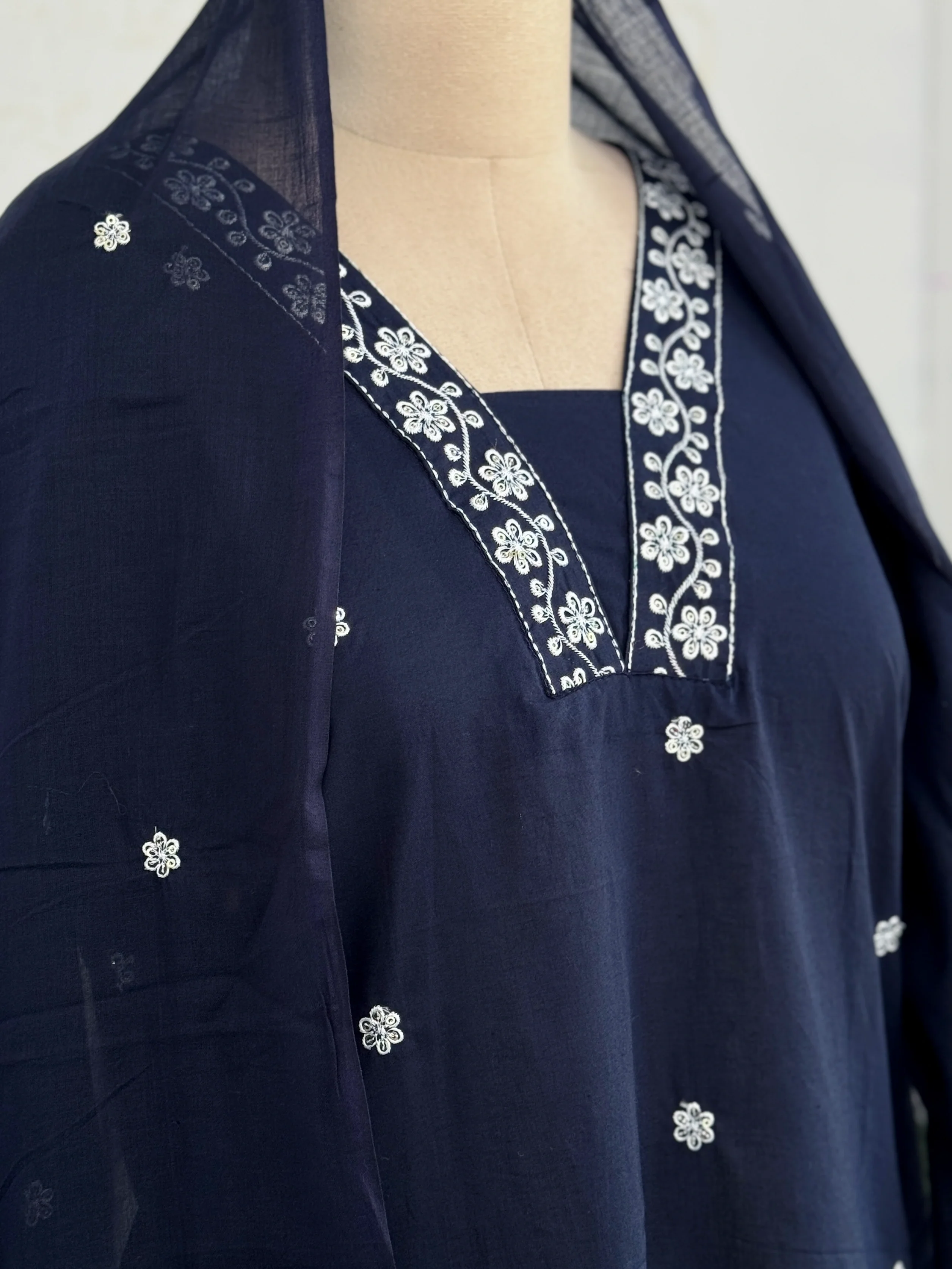 ✨ Pure Cotton Hand Detailed Kurti Set ✨ - Image 7