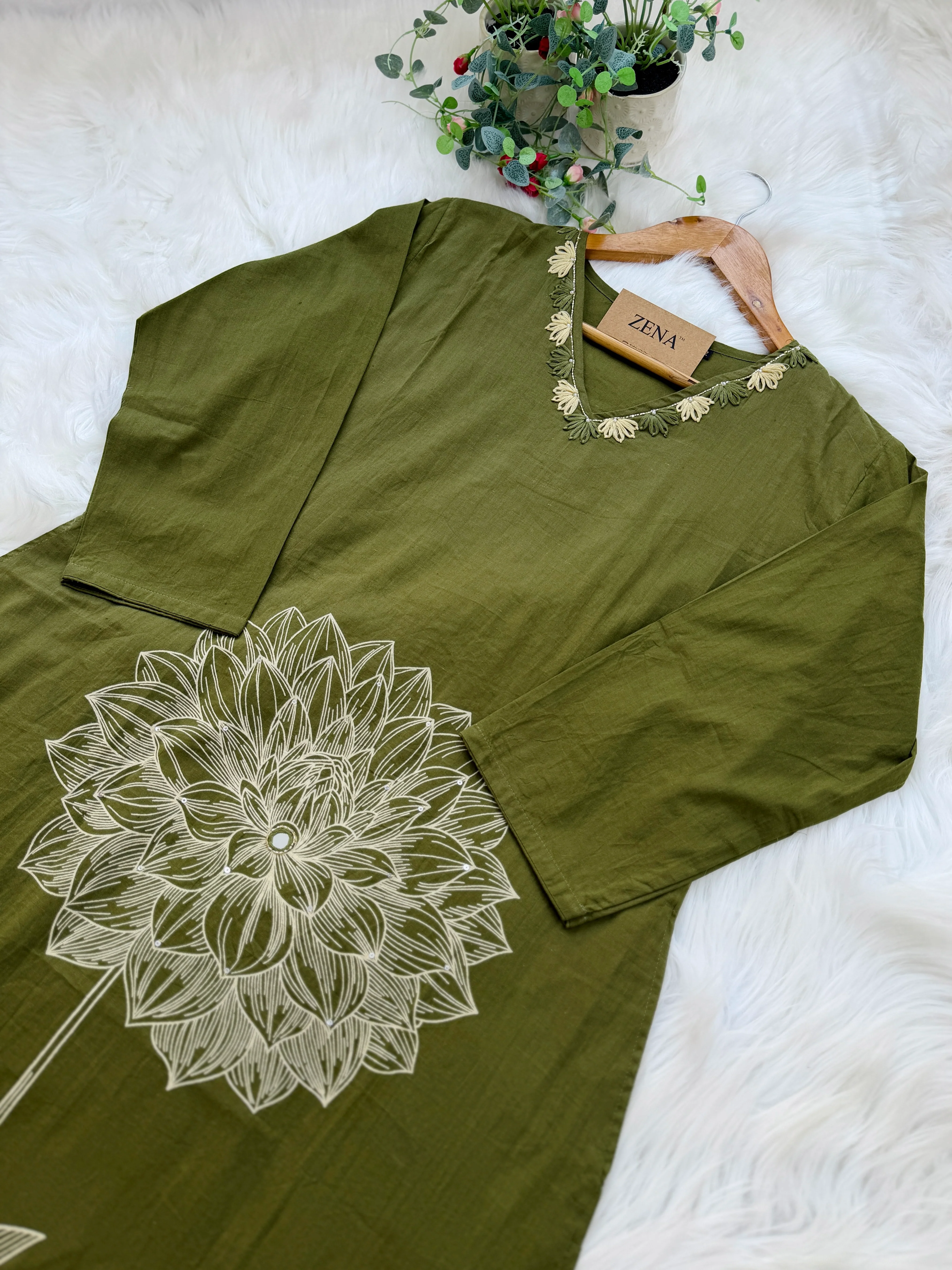 ✨ Pure Cotton Kurti Set with Thread Work Details ✨ - Image 4