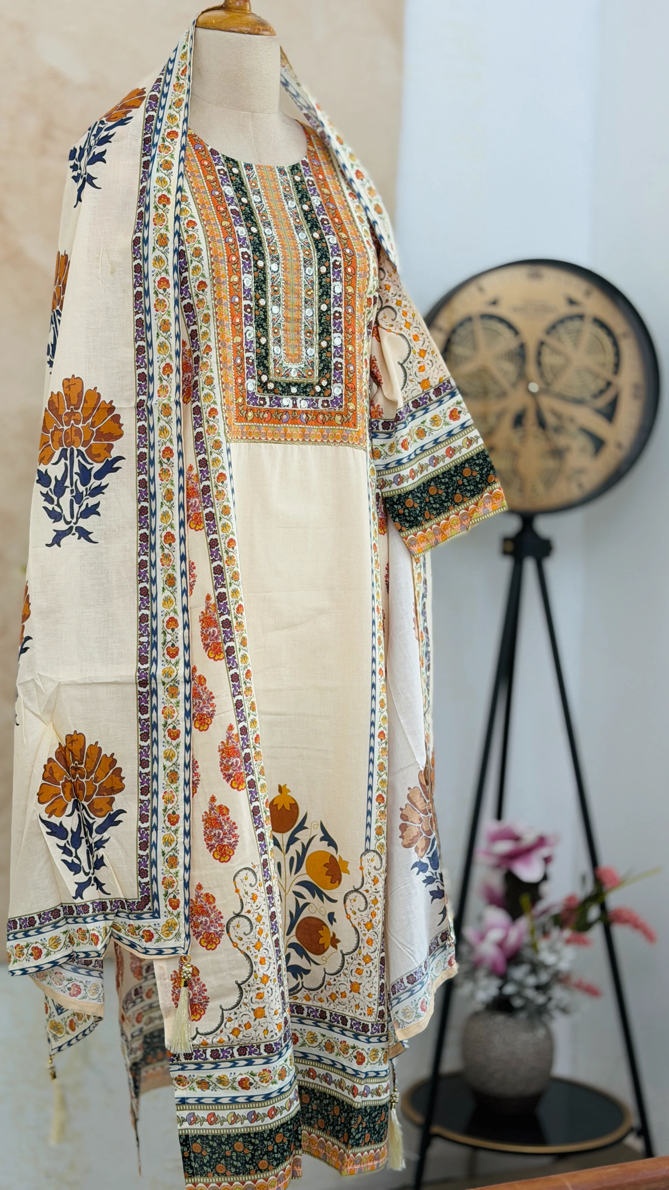 ✨ Pure Cotton Mirror Work Kurti Set ✨ - Image 2