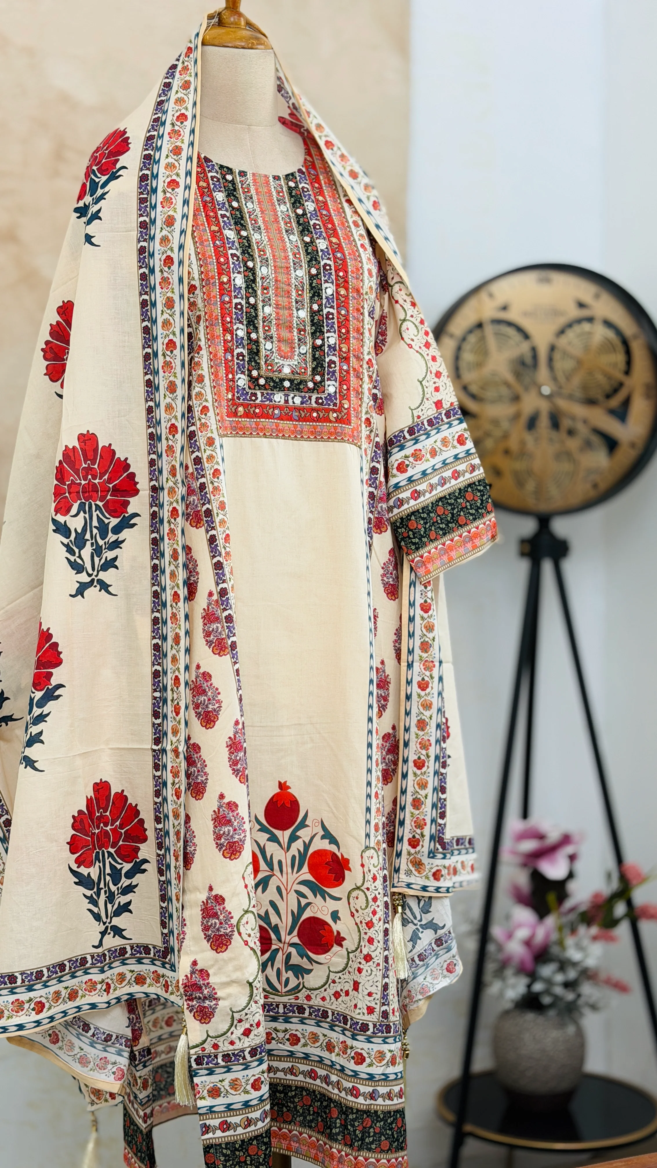 ✨ Pure Cotton Mirror Work Kurti Set ✨ - Image 2