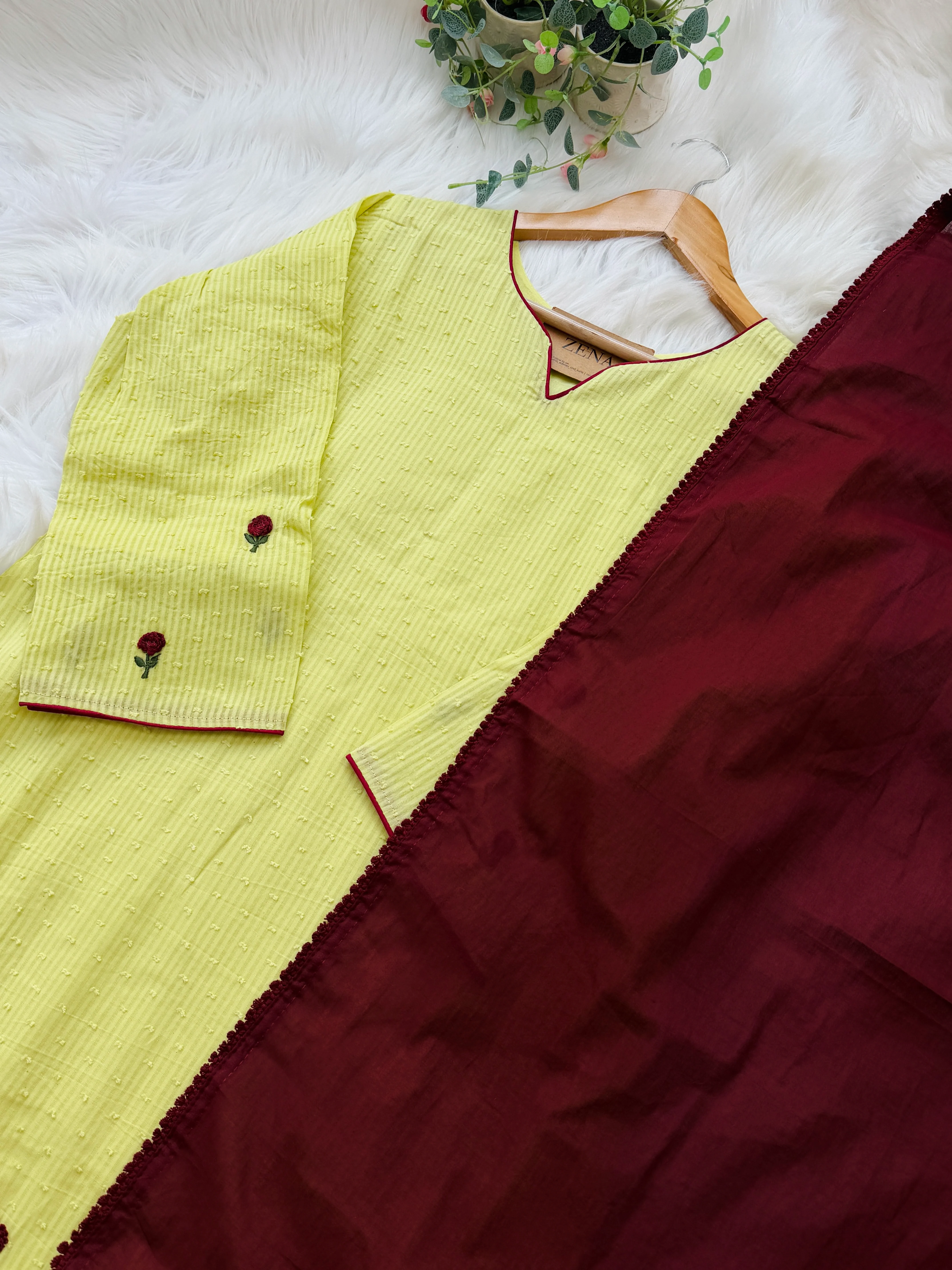 ✨ Pure Cotton Striped Hand-Embroidered French Knot Kurti Set ✨ - Image 4