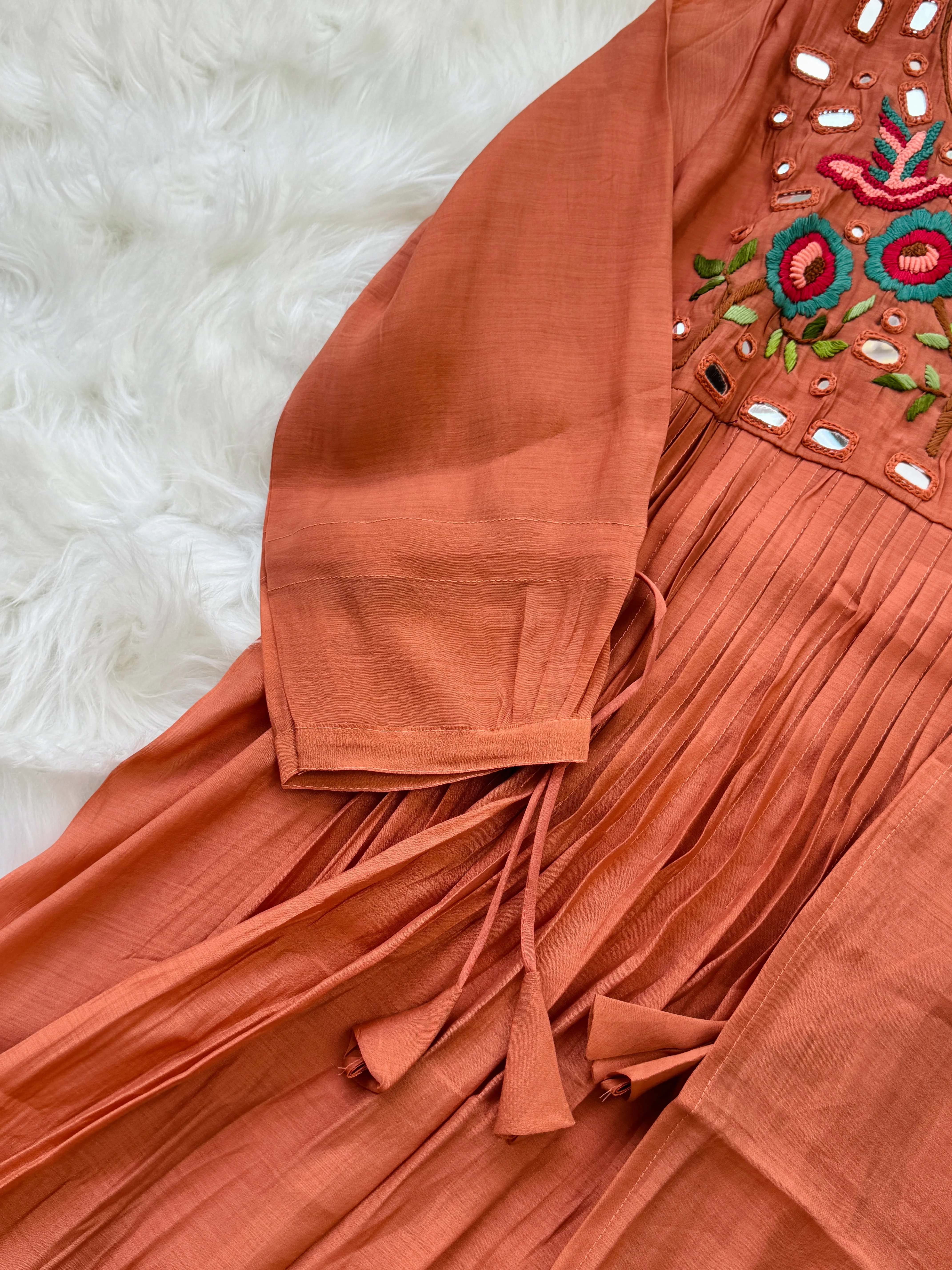 β¨ Pure Mul Chanderi Handwork Embroidered Mirror Work Anarkali Set β¨ - Image 4