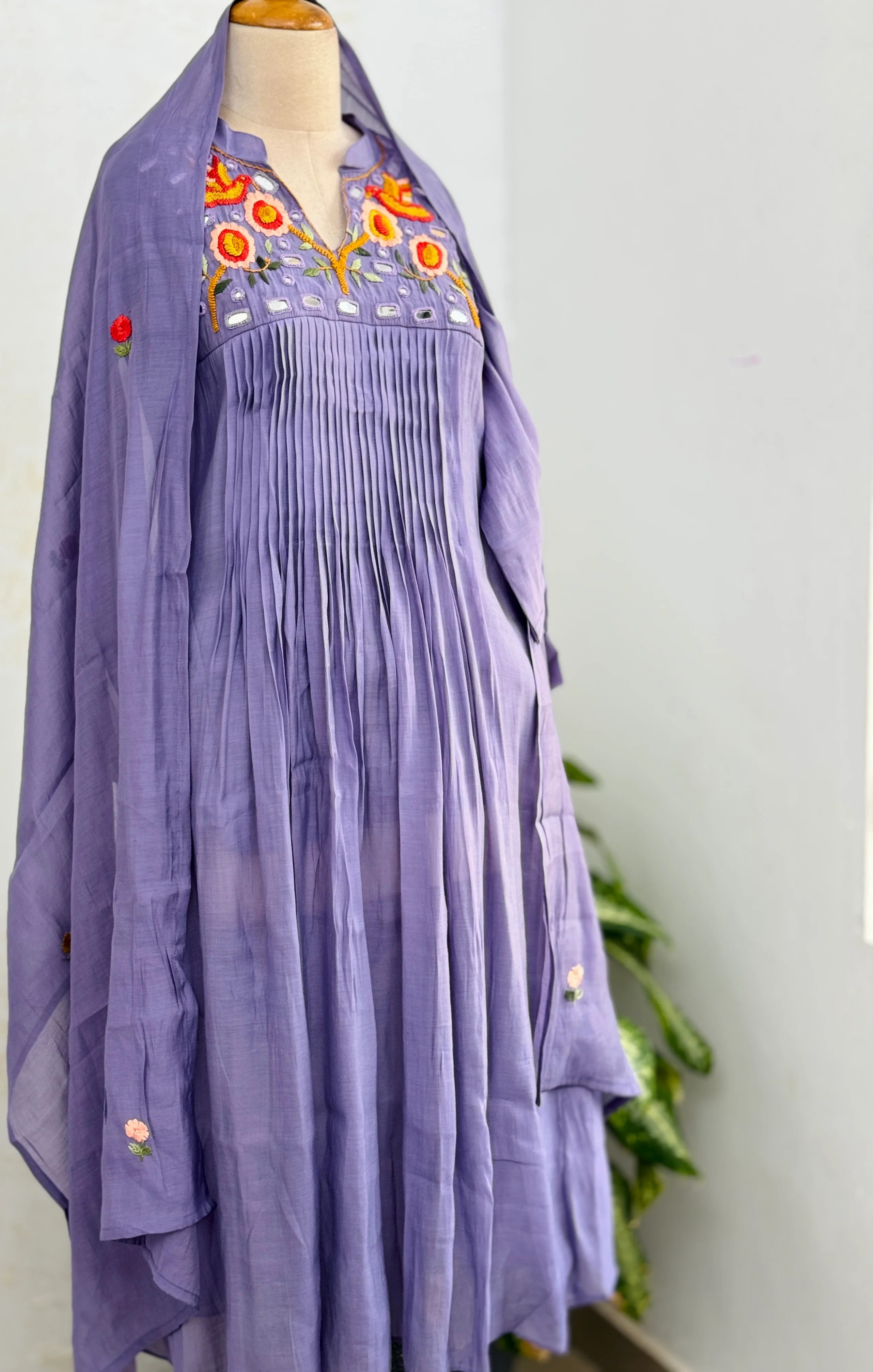 β¨ Pure Mul Chanderi Handwork Embroidered Mirror Work Anarkali Set β¨ - Image 2