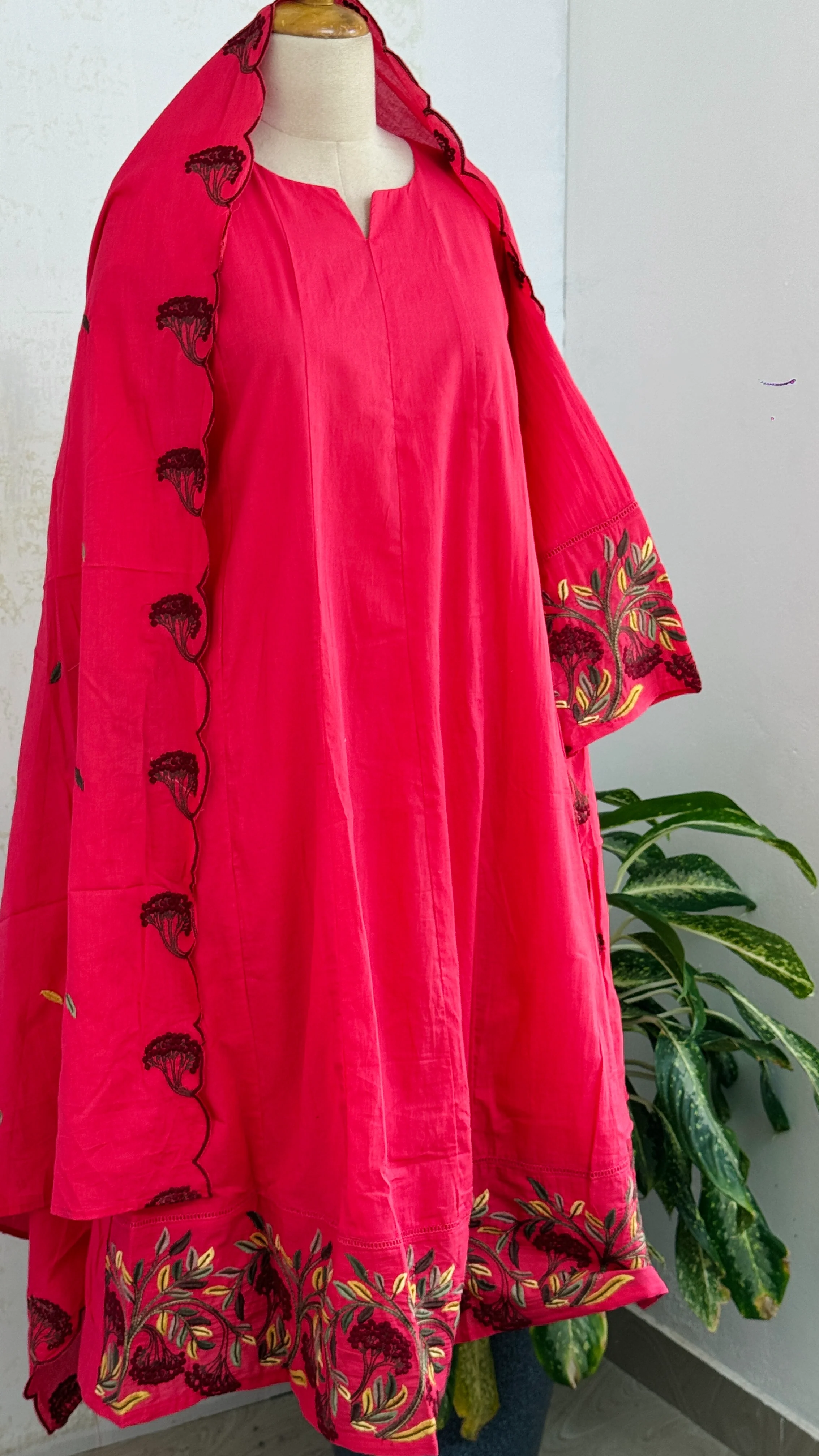 ✨ Pure Mul Cotton Embroidered Anarkali Set ✨ - Image 2