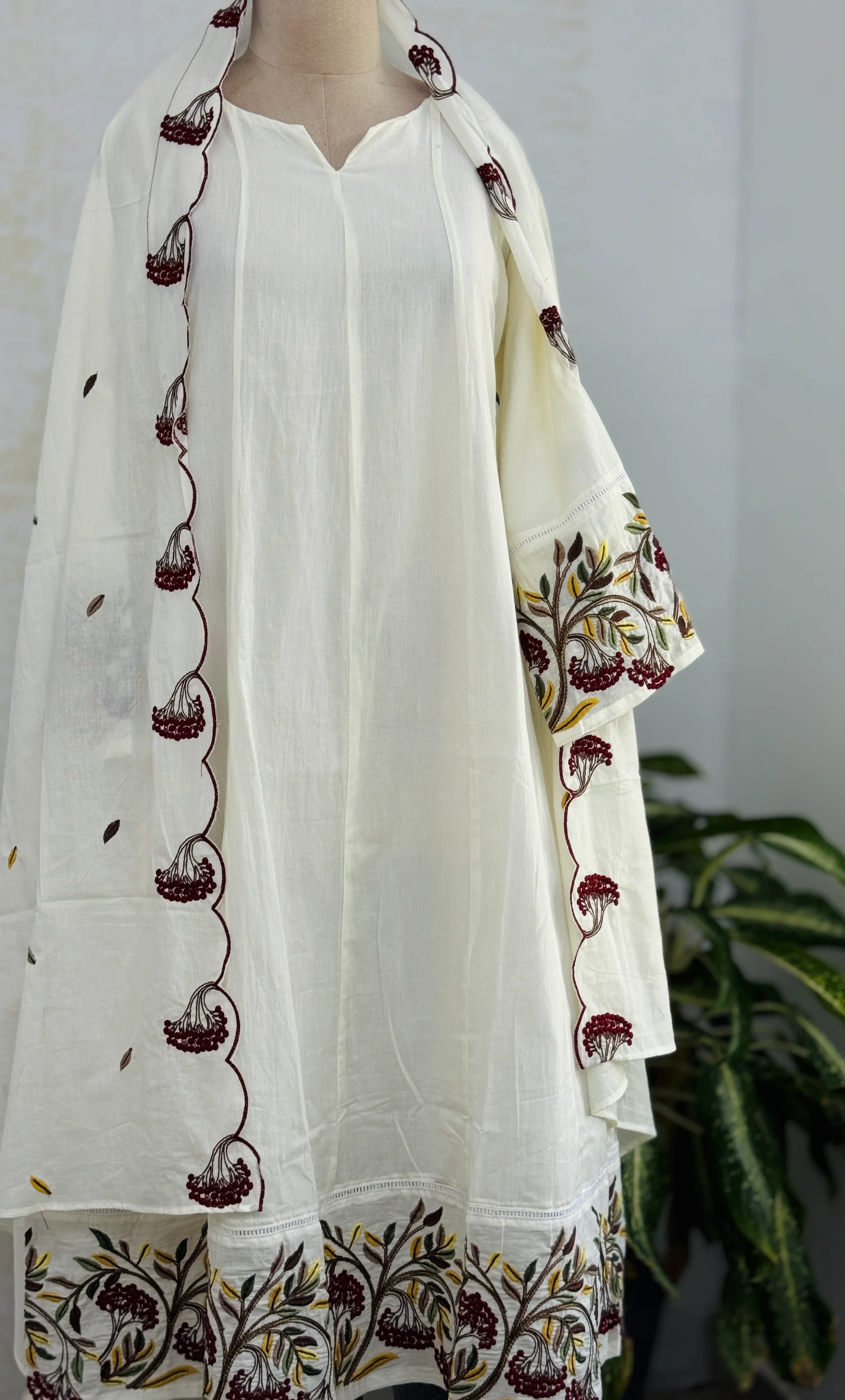✨ Pure Mul Cotton Embroidered Anarkali Set ✨ - Image 2
