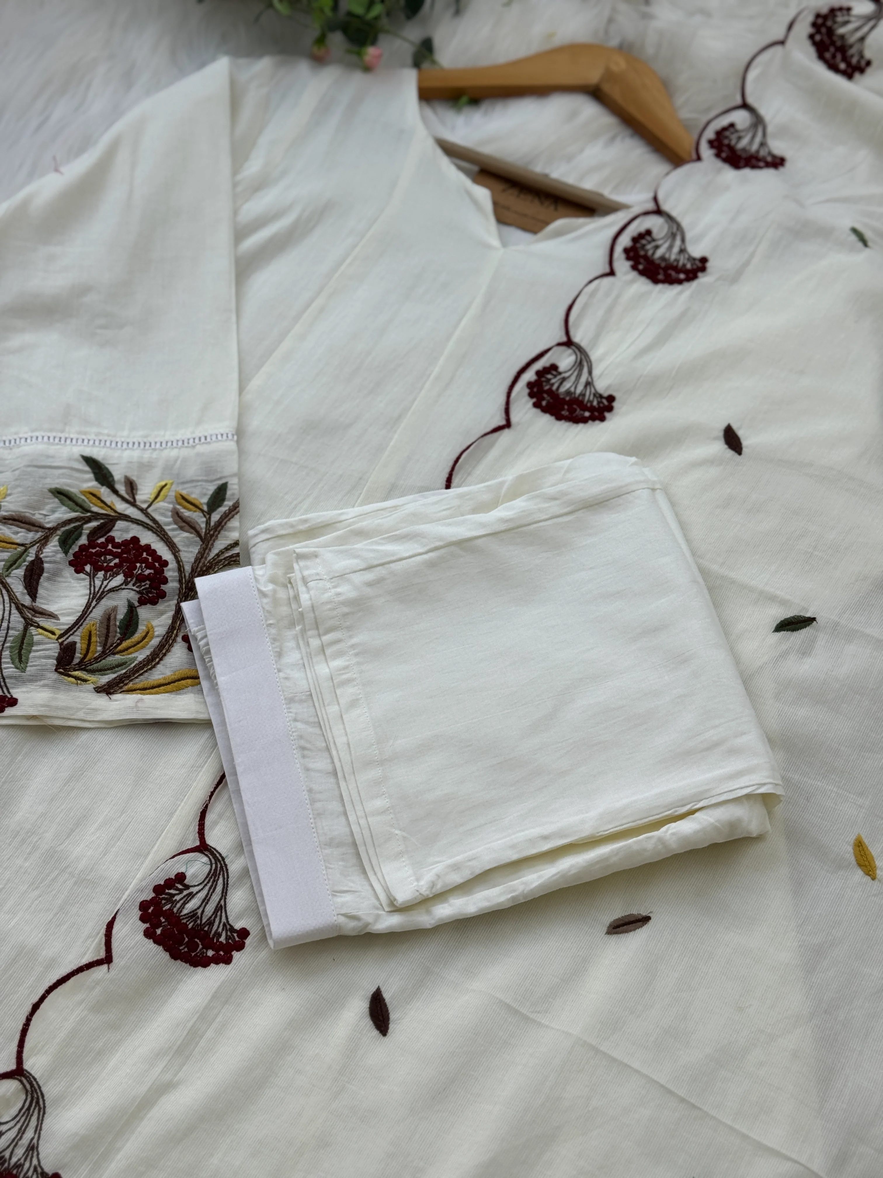 ✨ Pure Mul Cotton Embroidered Anarkali Set ✨ - Image 6