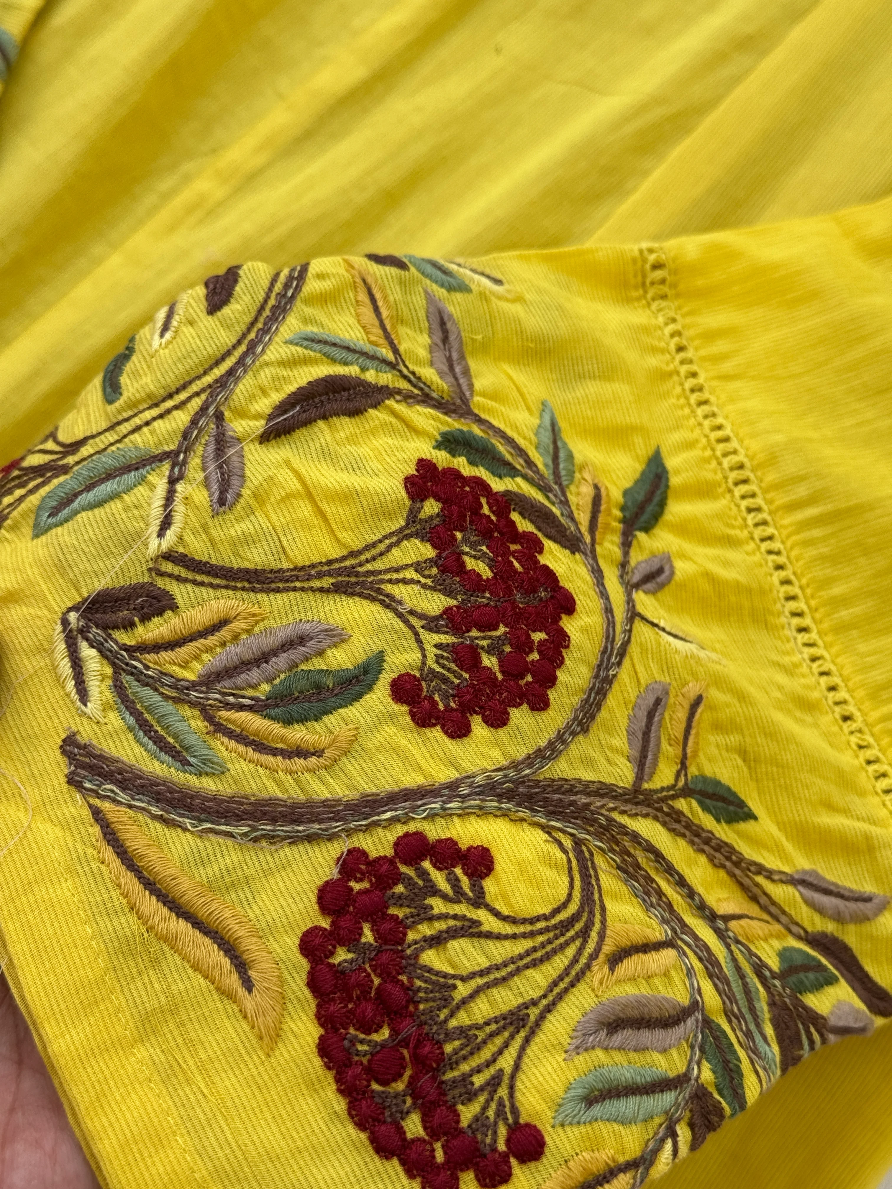 ✨ Pure Mul Cotton Embroidered Anarkali Set ✨ - Image 5