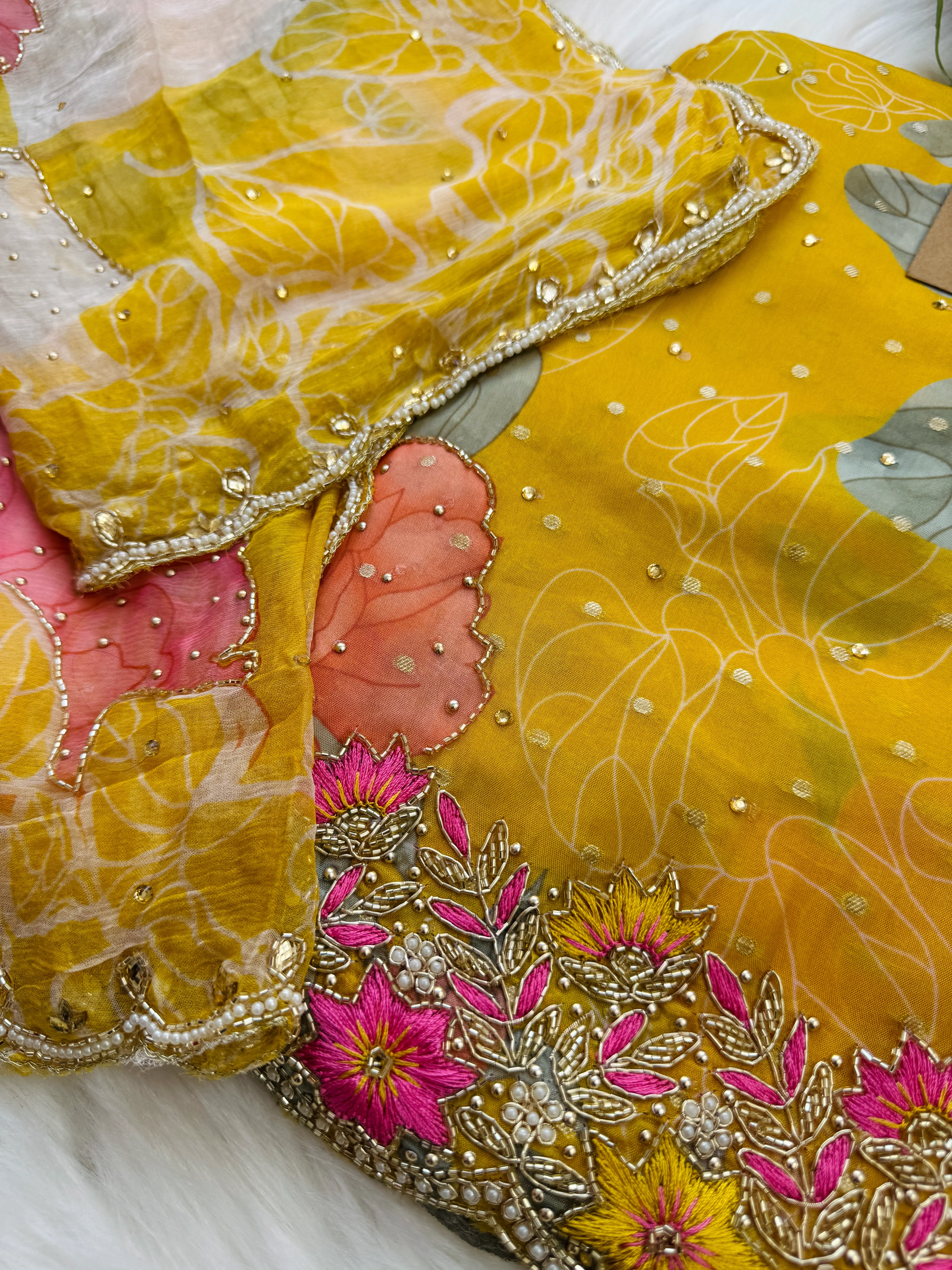 ✨ Pure Organza Handwork Party Wear Unstitched Suit ✨ - Image 3