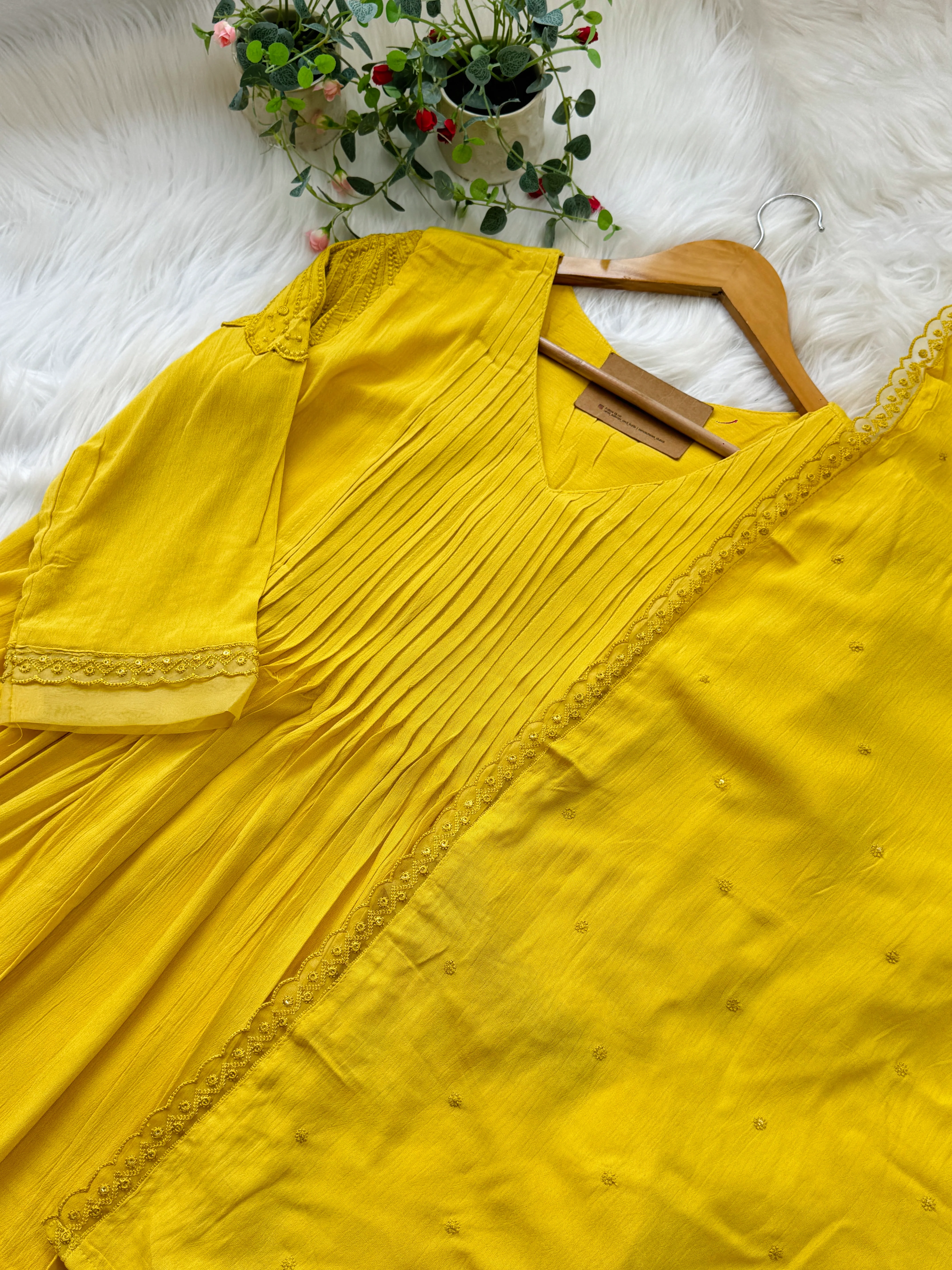 β¨ Ready-to-Wear Embroidered Anarkali Set β¨ - Image 6