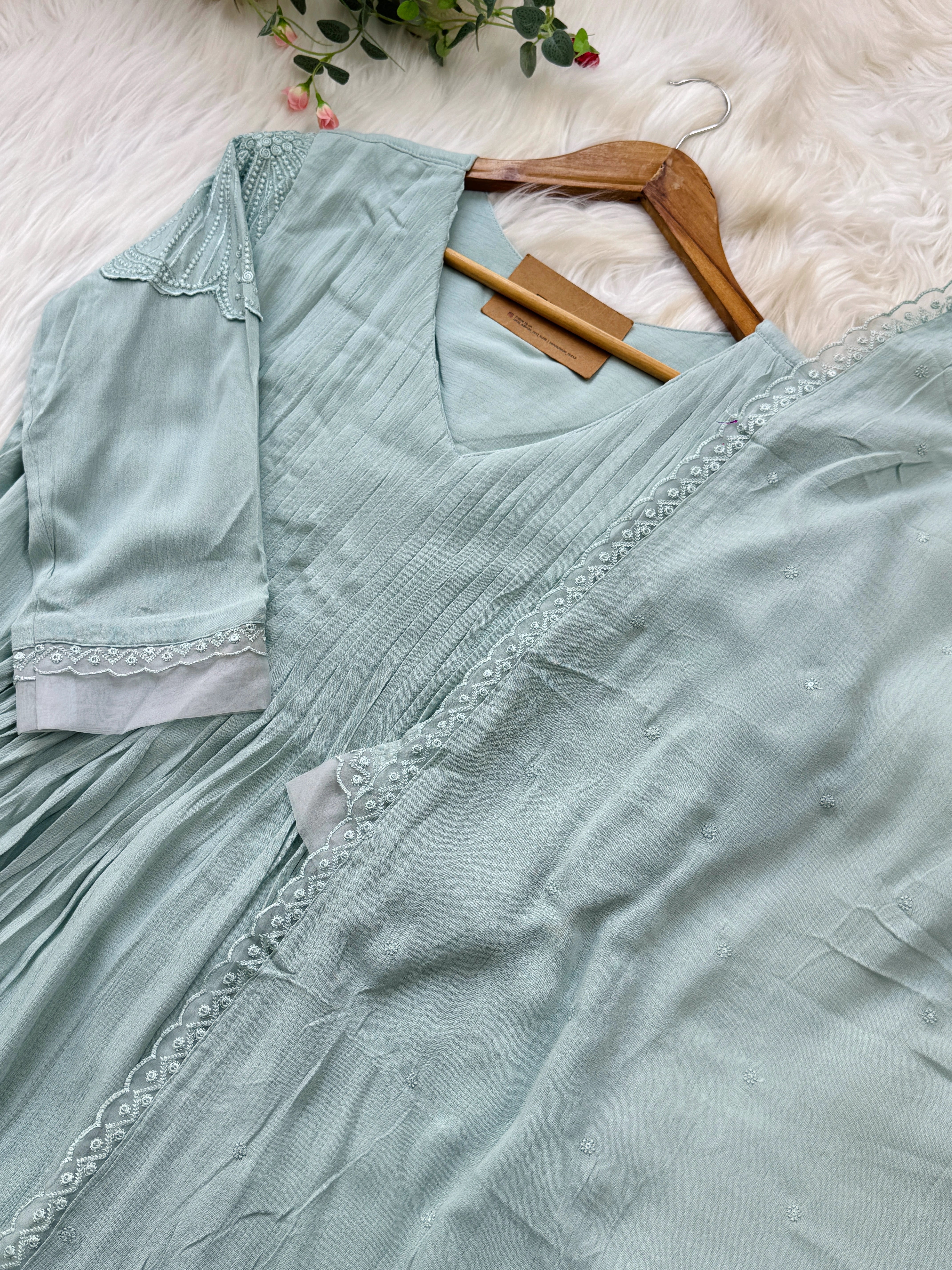 β¨ Ready-to-Wear Embroidered Anarkali Set β¨ - Image 3