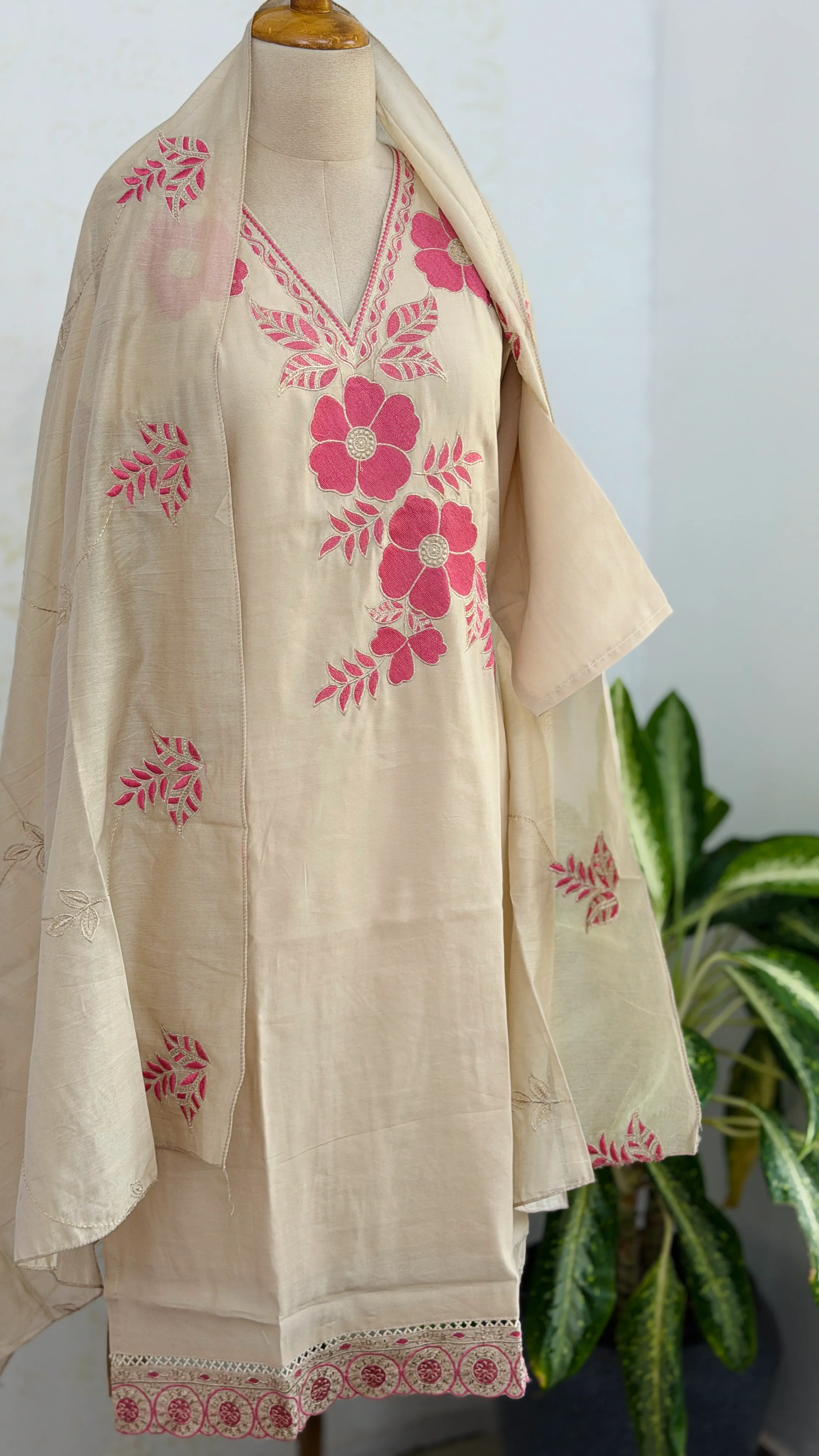 ✨ Roman Silk Appliqué Work A-Line Kurti Set ✨ - Image 2
