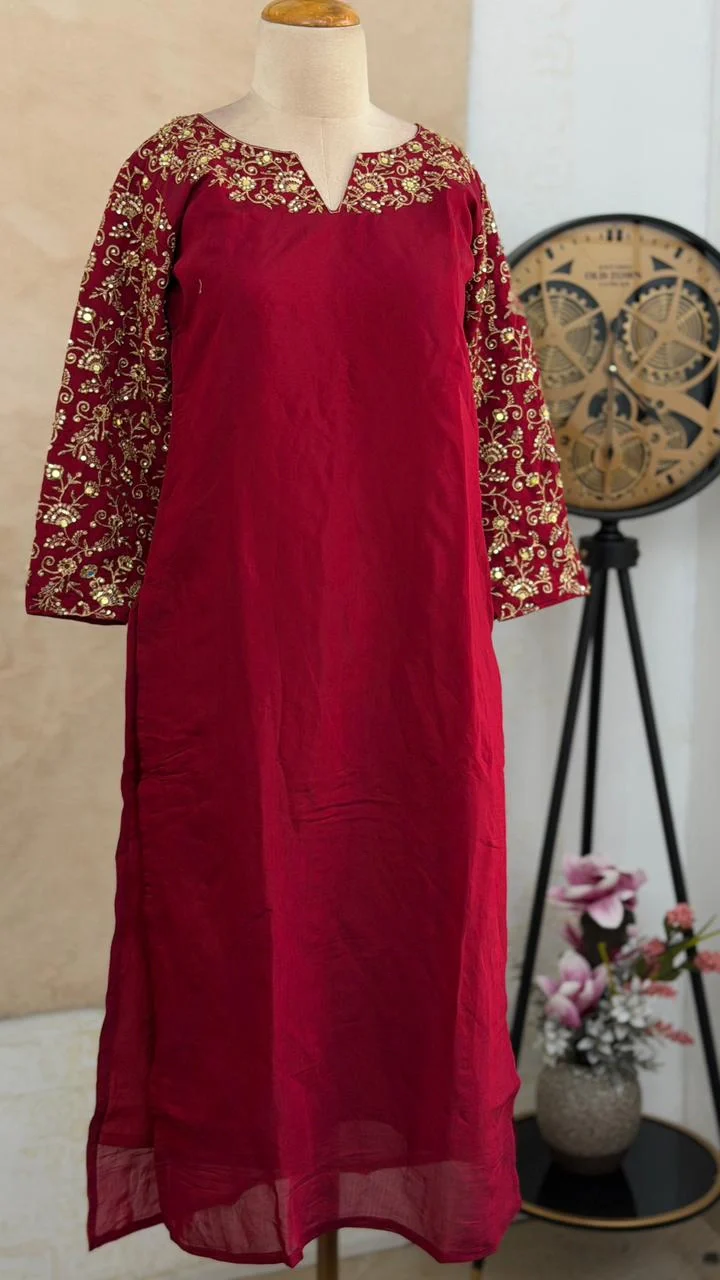 ✨ Glass Chanderi Embroidered Party Wear Kurti Set ✨ - Image 10