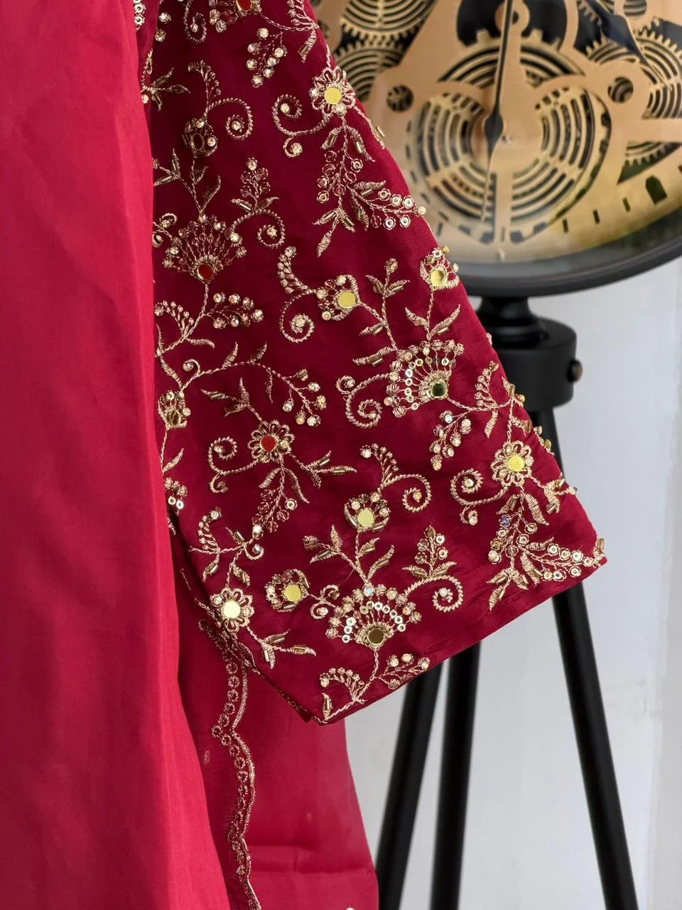 ✨ Glass Chanderi Embroidered Party Wear Kurti Set ✨ - Image 9