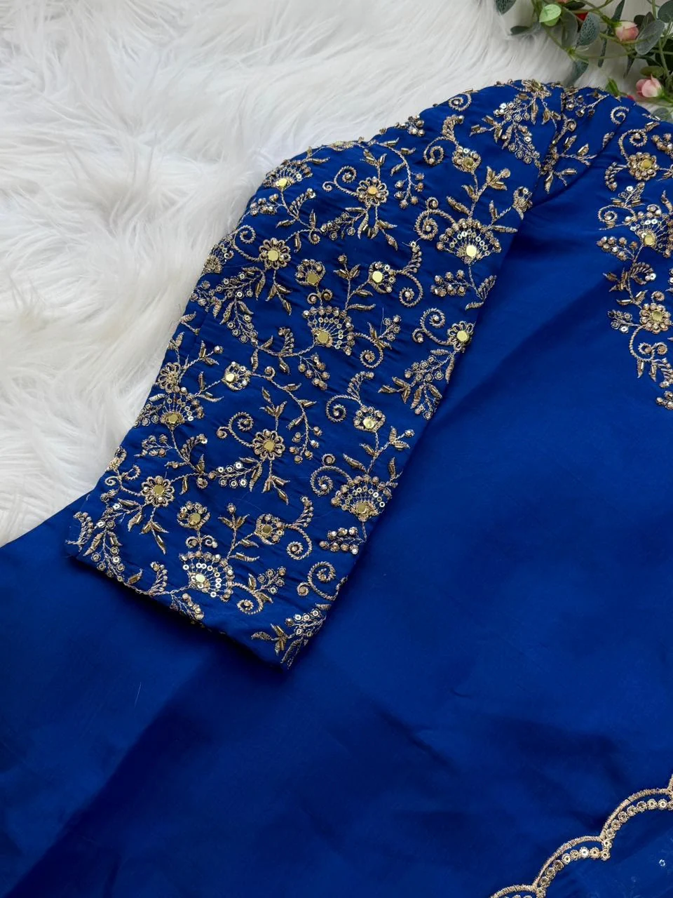 ✨ Glass Chanderi Embroidered Party Wear Kurti Set ✨ - Image 6